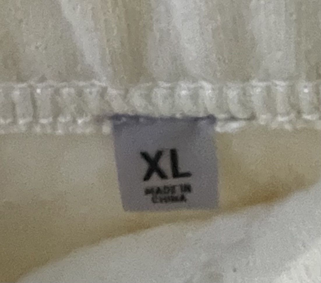 Essentials Fear of God Essentials Sweatshorts Canary Size US 38 / EU 54 - 6 Thumbnail