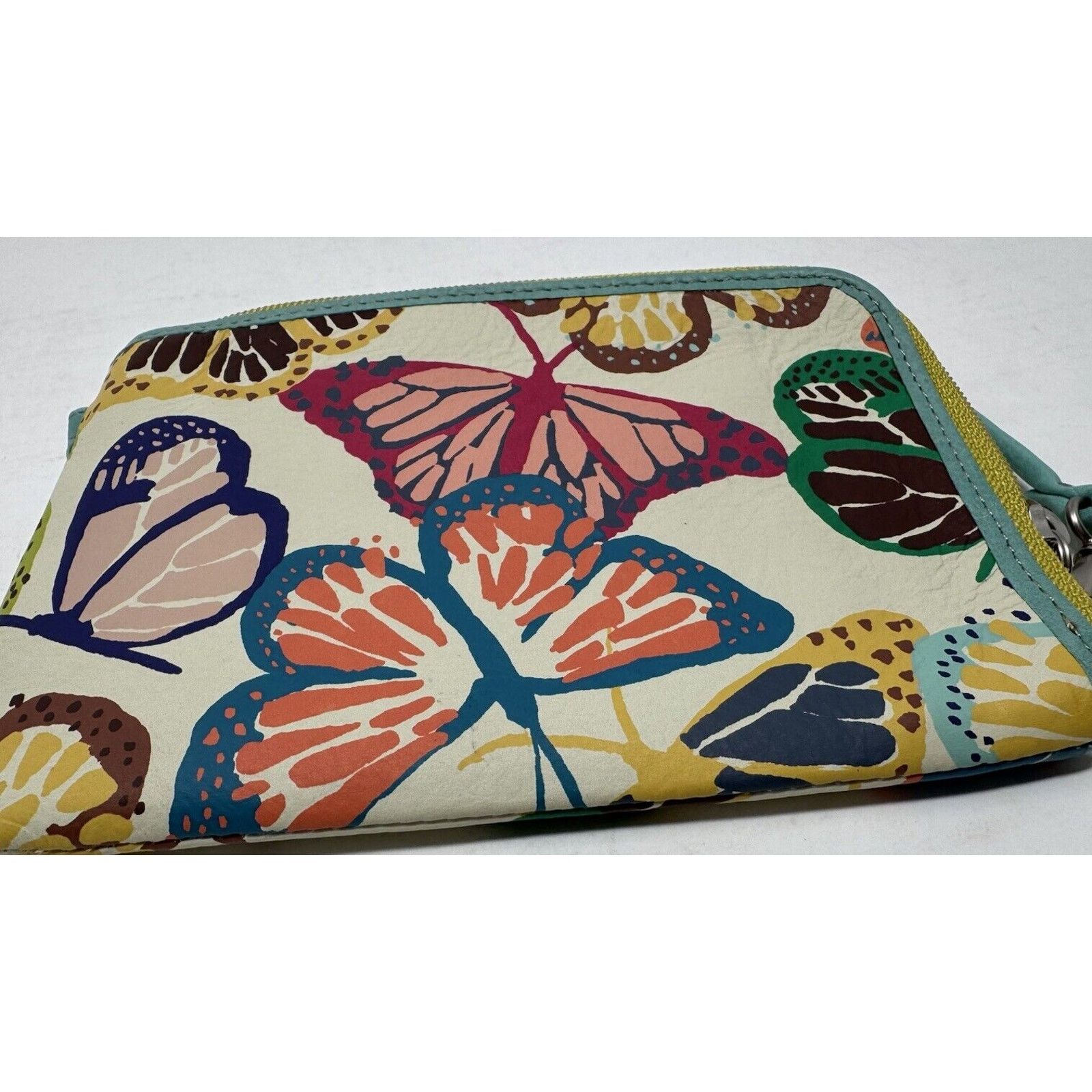 Fossil Vintage Fossil Women's Wristlet Butterflies New With Tags Size ONE SIZE - 9 Thumbnail