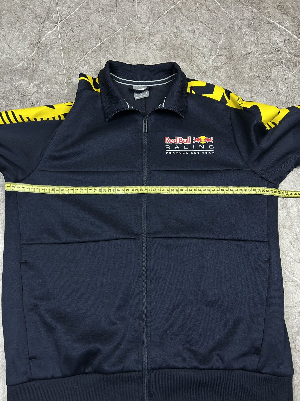 Puma Vintage Honda Red Bull Racing Jacket F1 Aston Martin Puma Size US L / EU 52-54 / 3 - 12 Thumbnail
