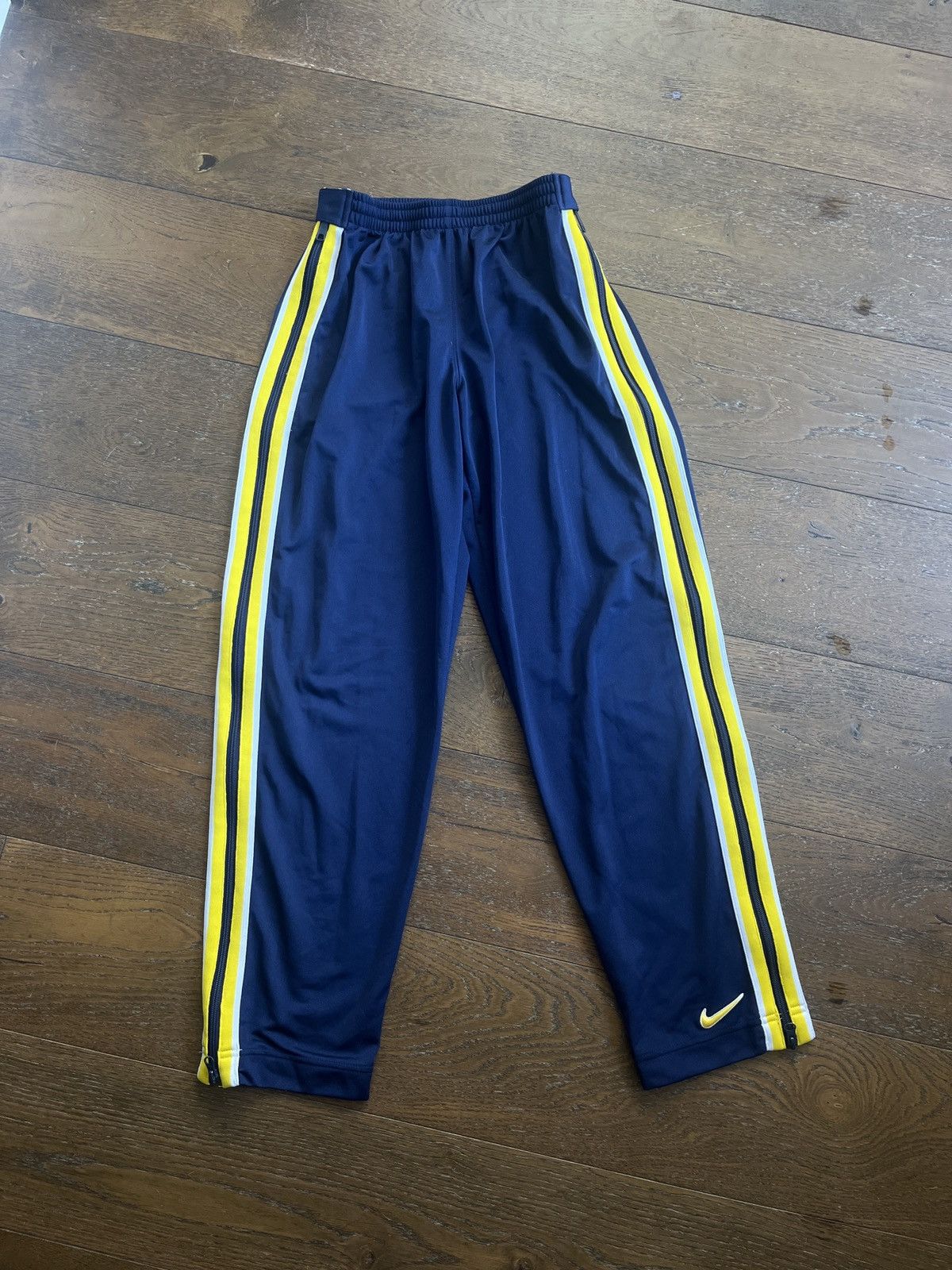 Nike NIKE Full Side Zipper Track Pants Size US 28 / EU 44 - 1 Thumbnail