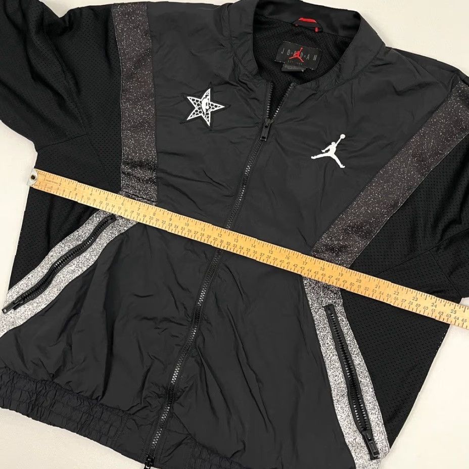 Jordan Brand Nike Air Jordan 2019 NBA All-Star Game Charlotte Jacket AJ8954-010 Mens Large Size US L / EU 52-54 / 3 - 7 Thumbnail