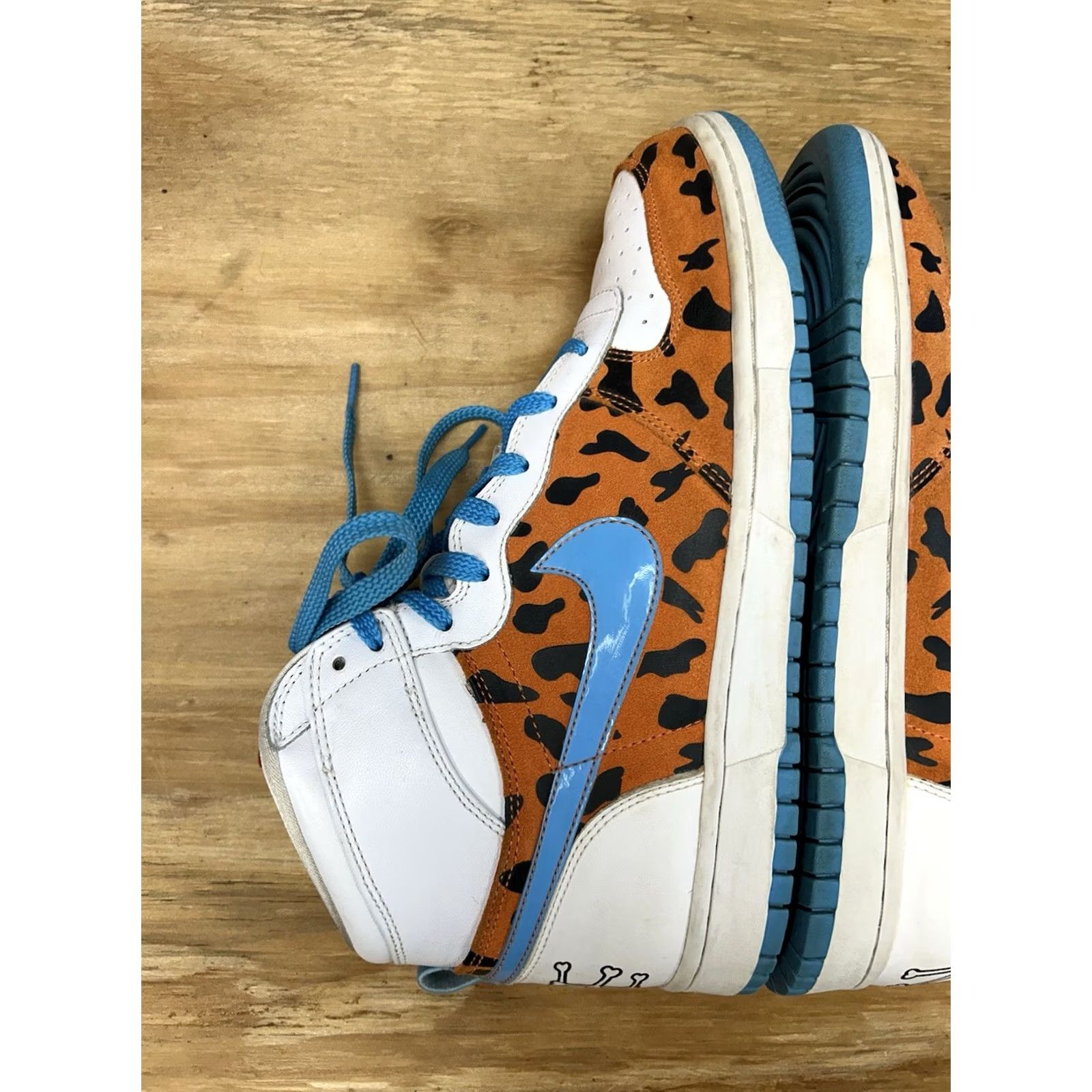 Nike VINTAGE Nike Big Nike High QK Fred Flintstone Sneakers Men 9.5 White 2009 Size US 9 / EU 42 - 5 Thumbnail