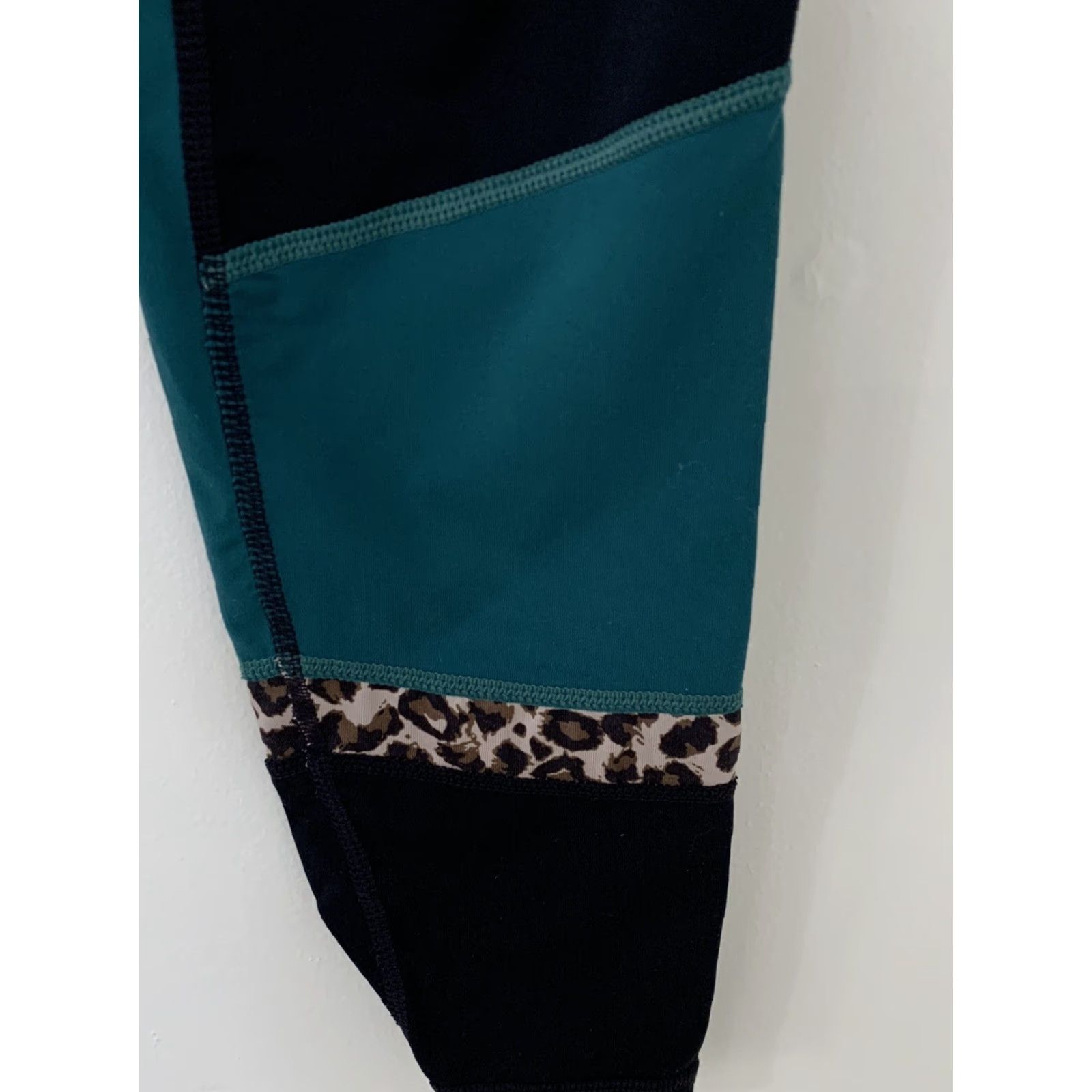 Vintage Gap Fit Leggings Women Size Small Black Leopard Print G Fast Size 28" / US 6 / IT 42 - 3 Thumbnail