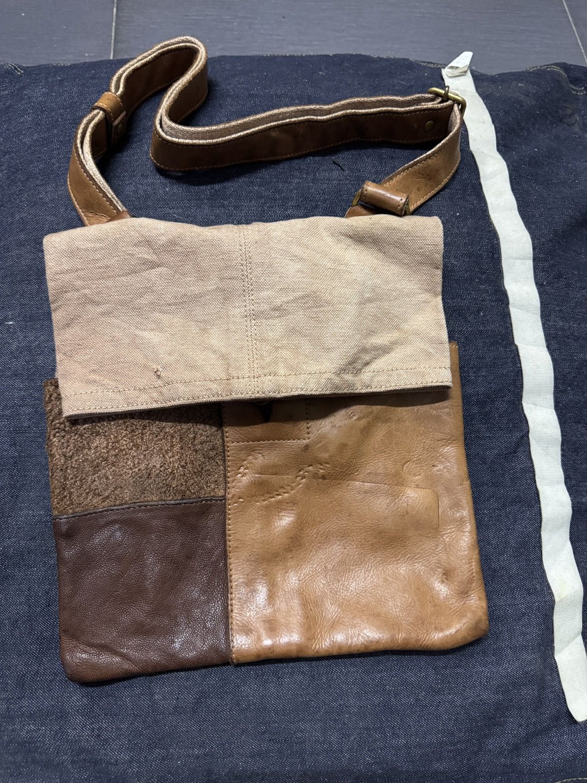 Vintage Japanese Brand Craft Leather Sling bag Size ONE SIZE - 1 Thumbnail