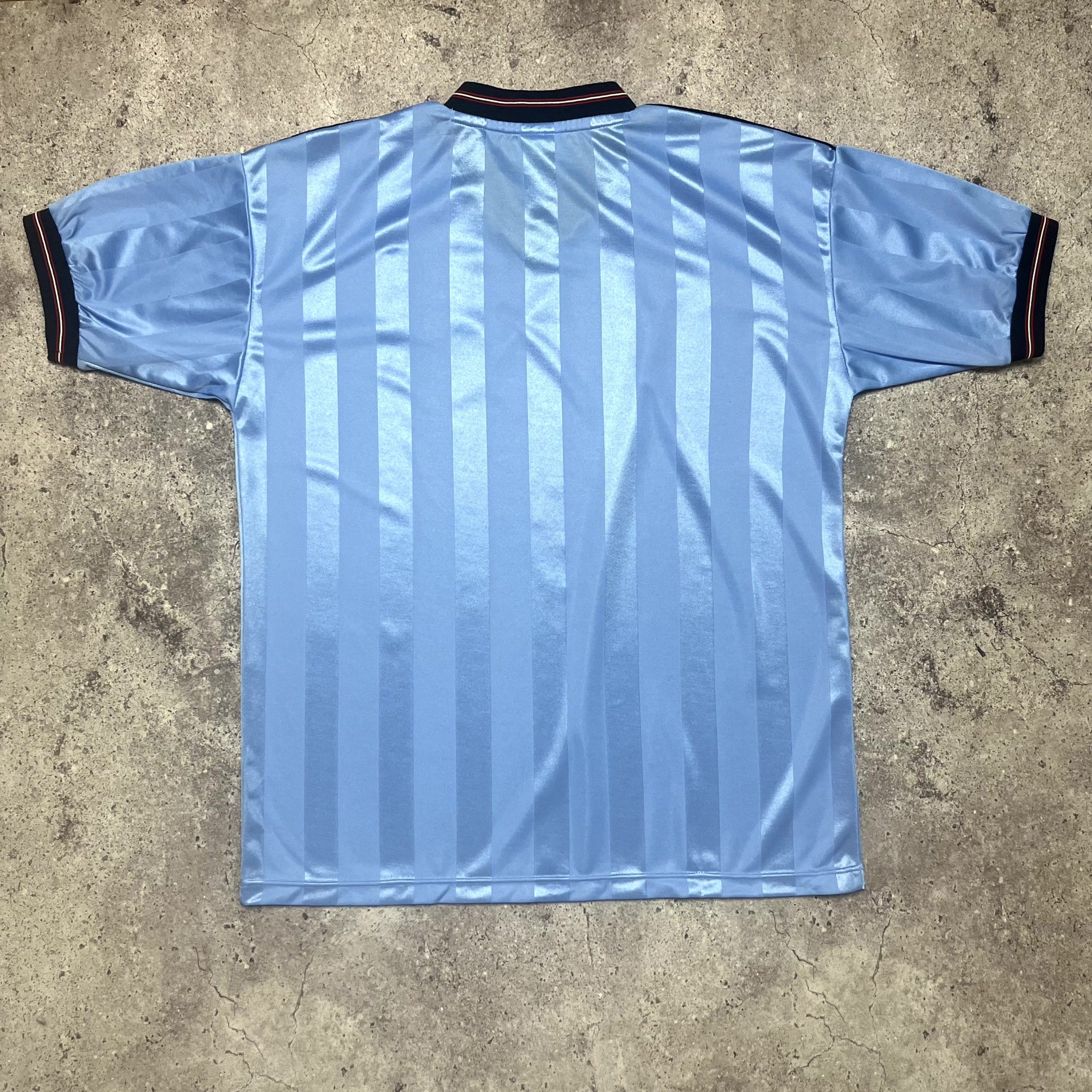 Other England Football Jersey Score Draw Blue T-Shirt Size XL Size US XL / EU 56 / 4 - 7 Thumbnail