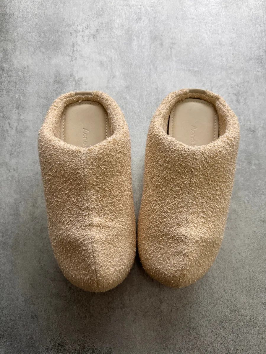 Acne Studios Acne Studios Beige Shearling Clogs Size US 6 / IT 36 - 3 Thumbnail