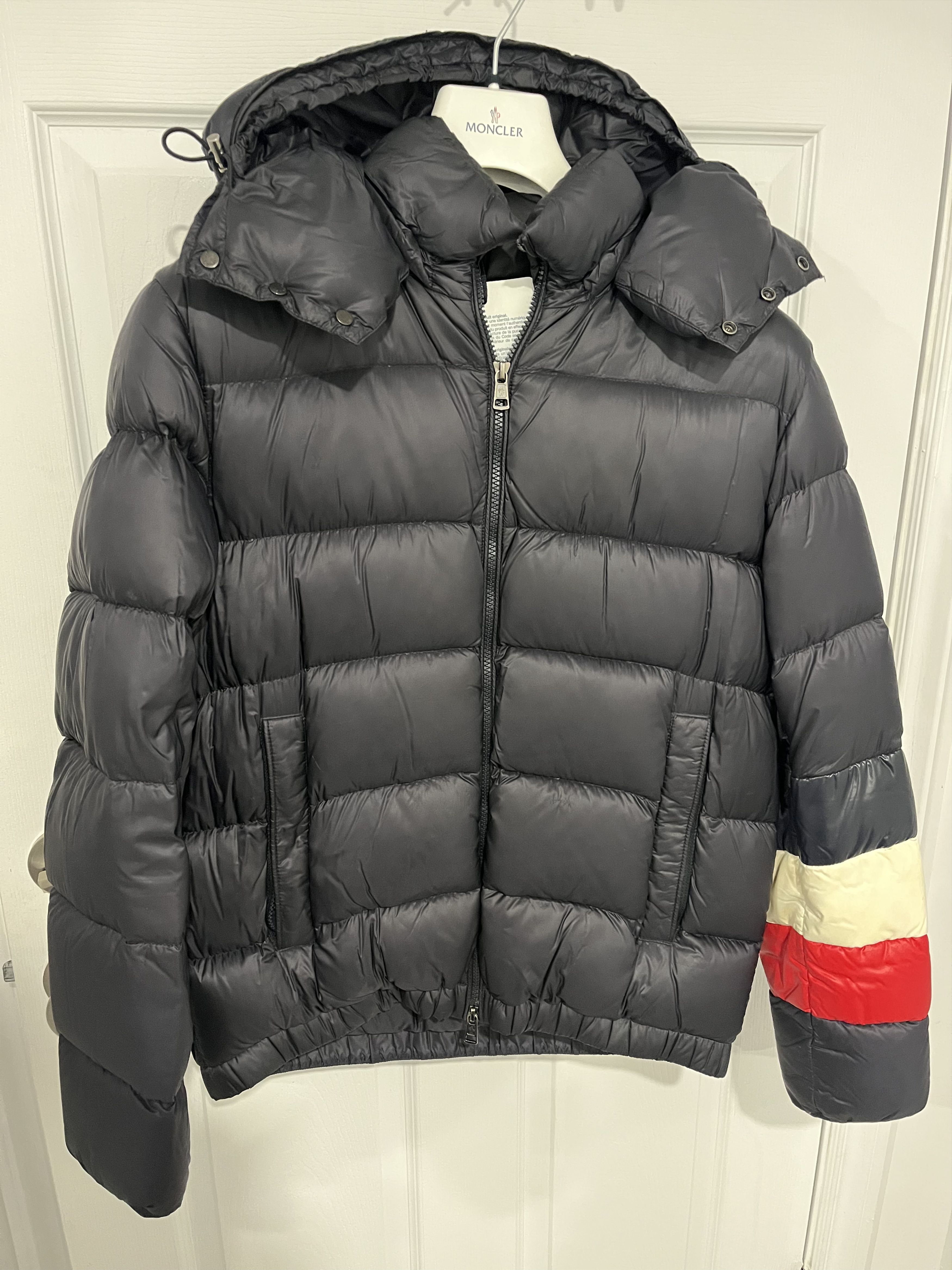 Moncler Willm Giubbotto Hooded Puffer Jacket Size US L / EU 52-54 / 3 - 1 Thumbnail