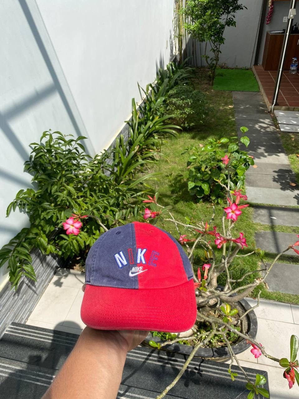 Nike 90’s NIKE RARE SWOOSH Y2K LOGO RETRO CAP Size ONE SIZE - 2 Thumbnail