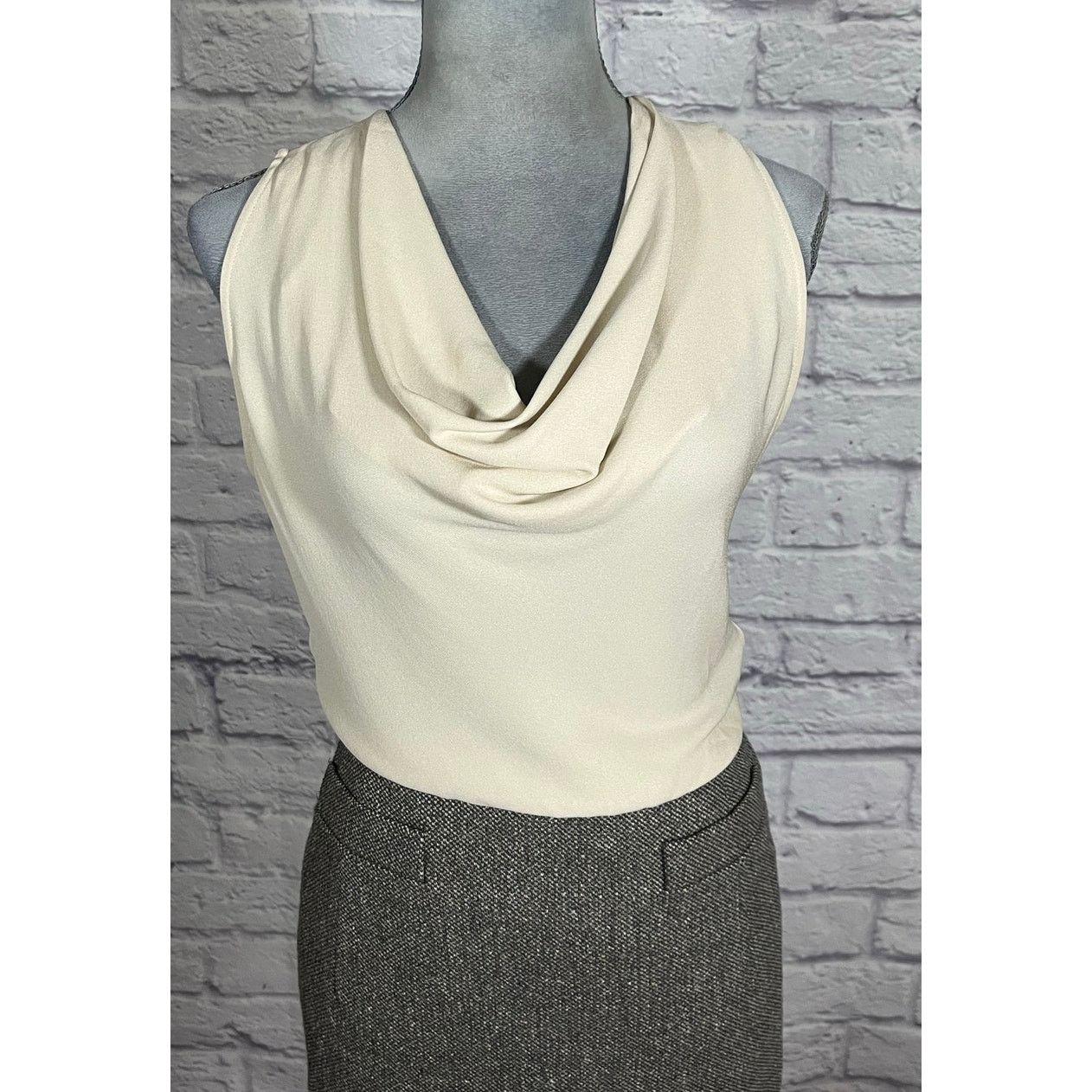 Escada Stunning Escada Draped Neck Silk/Wool/Angora Tweed Dress Size XS / US 0-2 / IT 36-38 - 3 Thumbnail