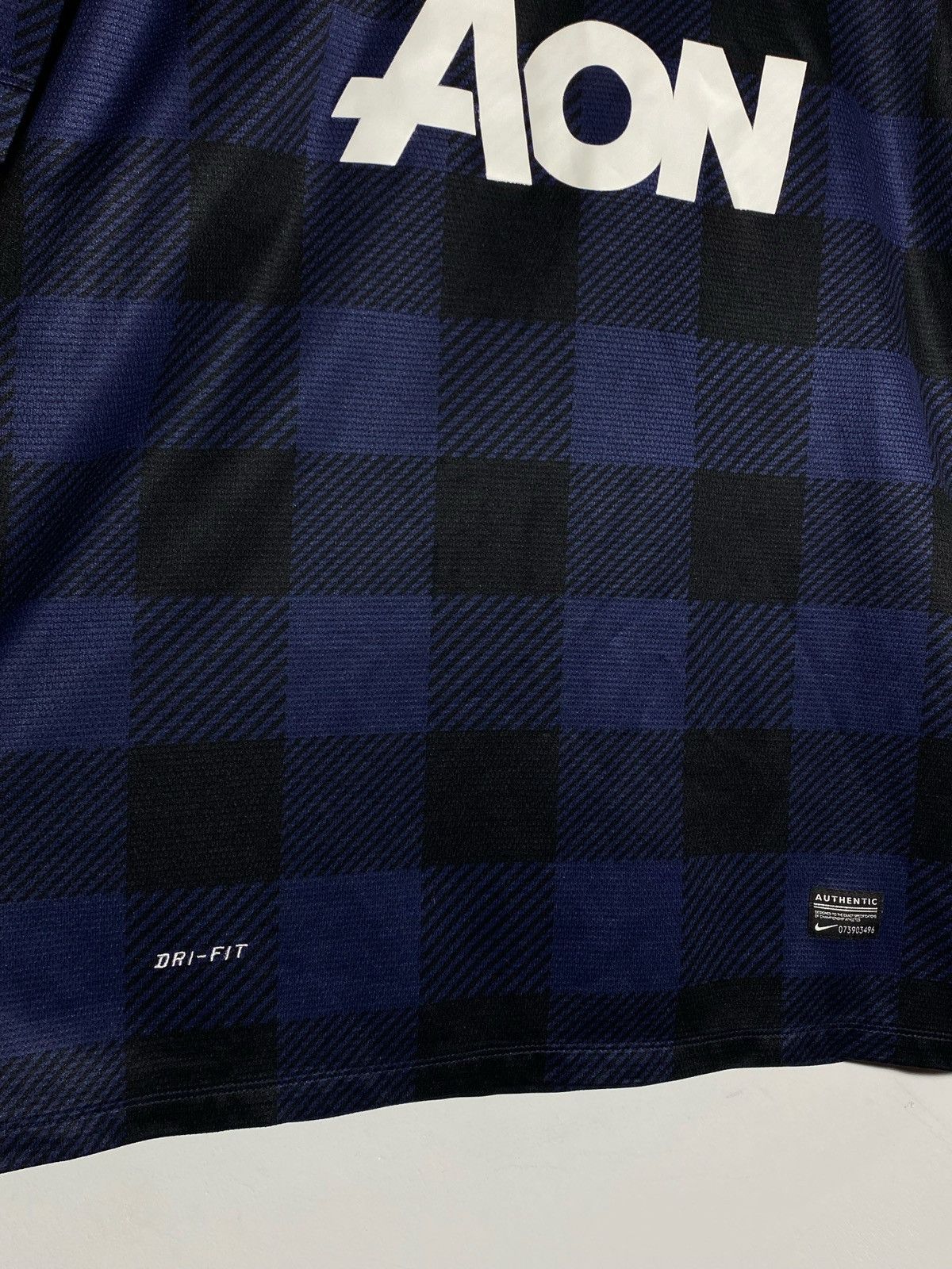 Nike Nike Manchester United 2013/14 Away Soccer Jersey Size US XL / EU 56 / 4 - 4 Thumbnail