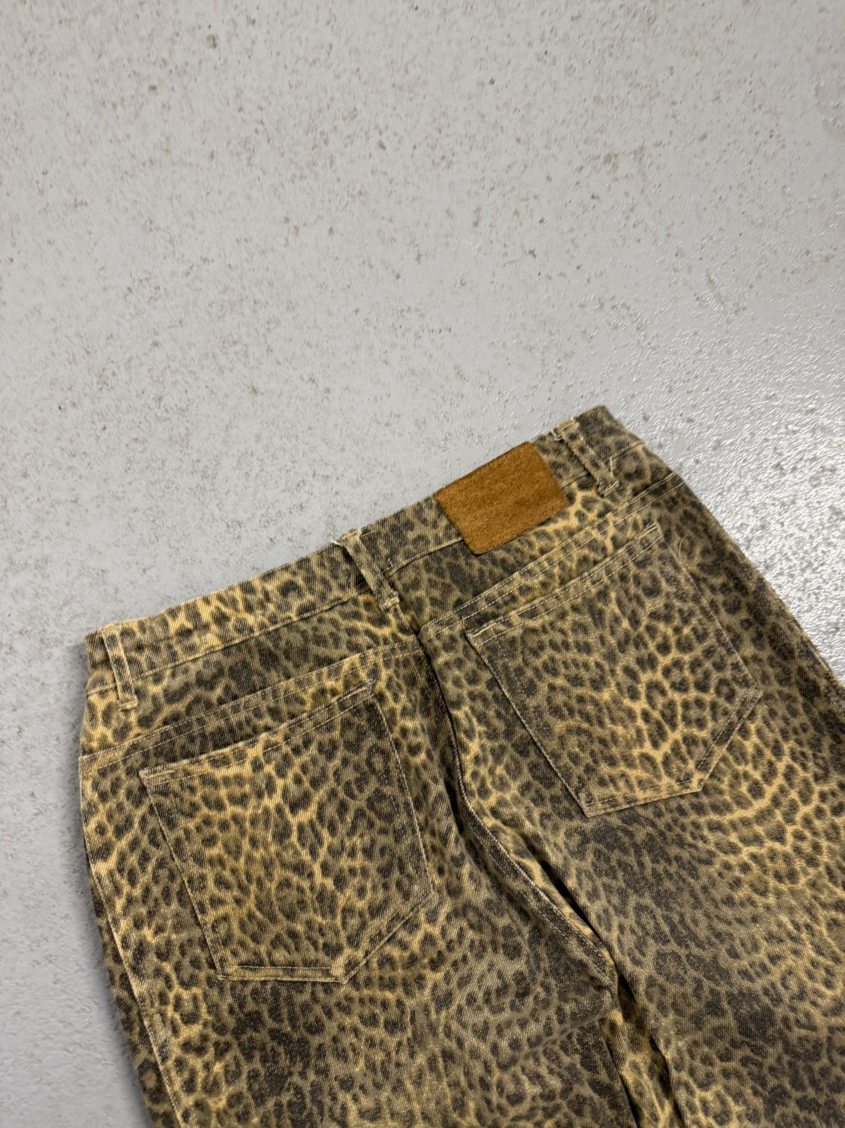 Just Cavalli Vintage Cavalli Jeans Leopard Overprinted Jeans Size 30" / US 8 / IT 44 - 14 Thumbnail