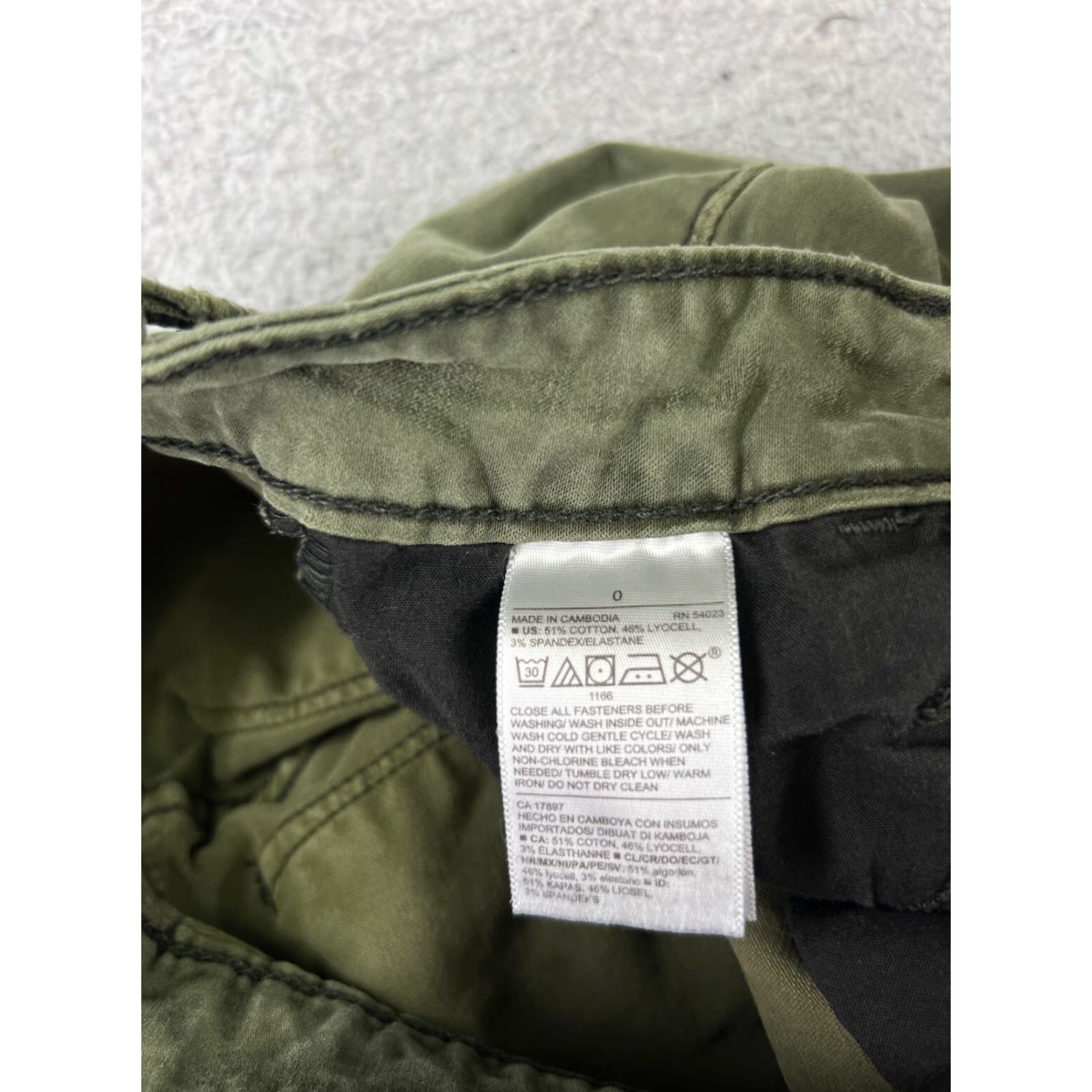 Old Navy Old Navy Rockstar High Rise Super Skinny Jeans Women 0 Green Denim Distressed 90s Size 25" / US 0 / IT 36 - 7 Thumbnail