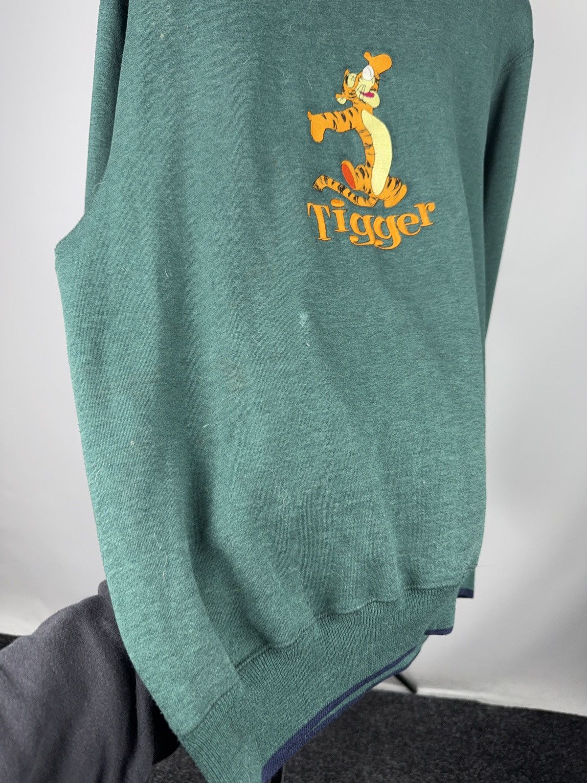 Disney 90s Vintage Disney Tigger Pooh Embroidered Sweatshirt L Size US L / EU 52-54 / 3 - 6 Thumbnail