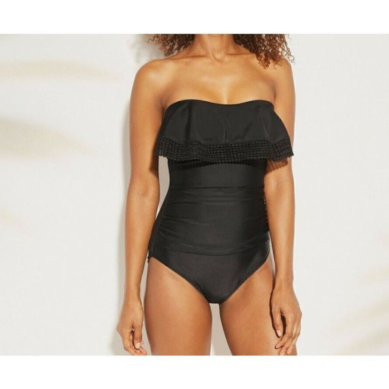 Other Kona Sol Black Crochet Ruffled 1pc Swimsuit MEDIUM Vacation Size M / US 6-8 / IT 42-44 - 1 Thumbnail