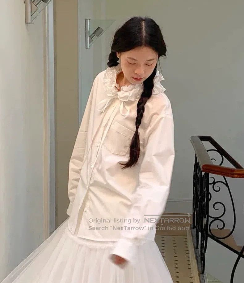 Chanel Chanel White shirt with lace collar Size XS / US 0-2 / IT 36-38 - 1 Thumbnail