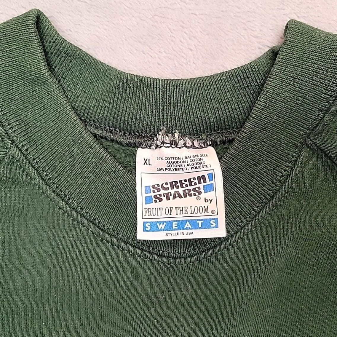 Vintage VTG Screen Stars Sweatshirt Men XL Green London England Graphic Pullover Retro Streetwear Shirt Crew Neck All Seasons Mens Size US XL / EU 56 / 4 - 5 Thumbnail