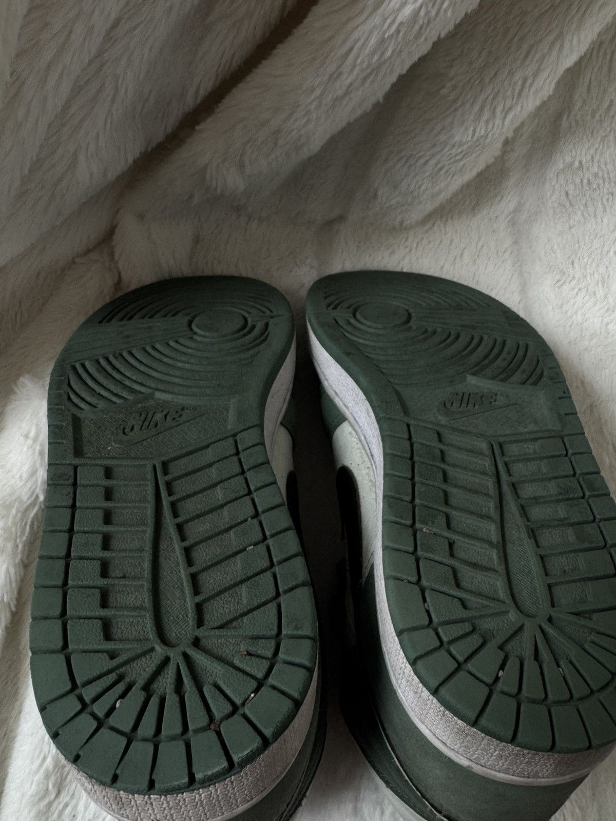 Nike Air Jordan 1 Mid SE “Dutch Green” Size US 7.5 / IT 37.5 - 6 Thumbnail
