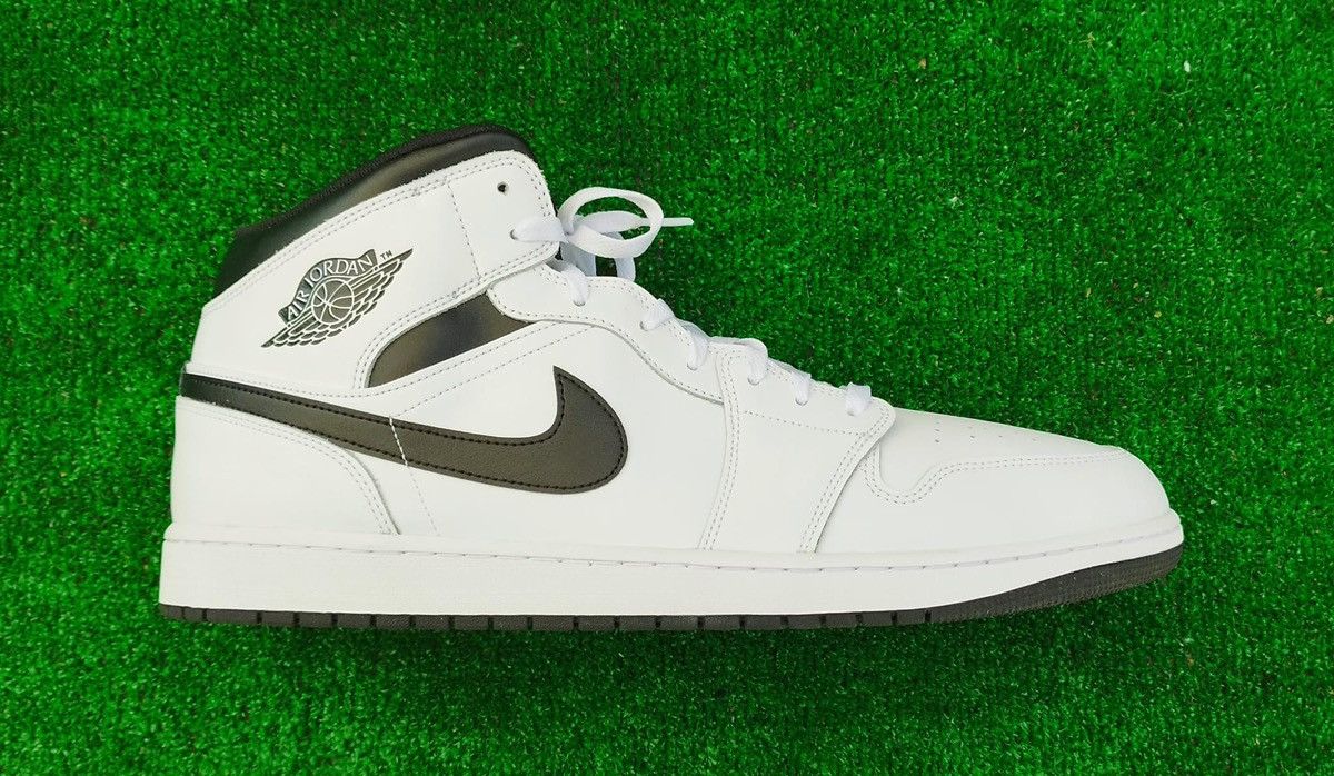 Jordan Brand Shoes Air Jordan 1 Mid. Size US 15 / EU 48 - 5 Thumbnail