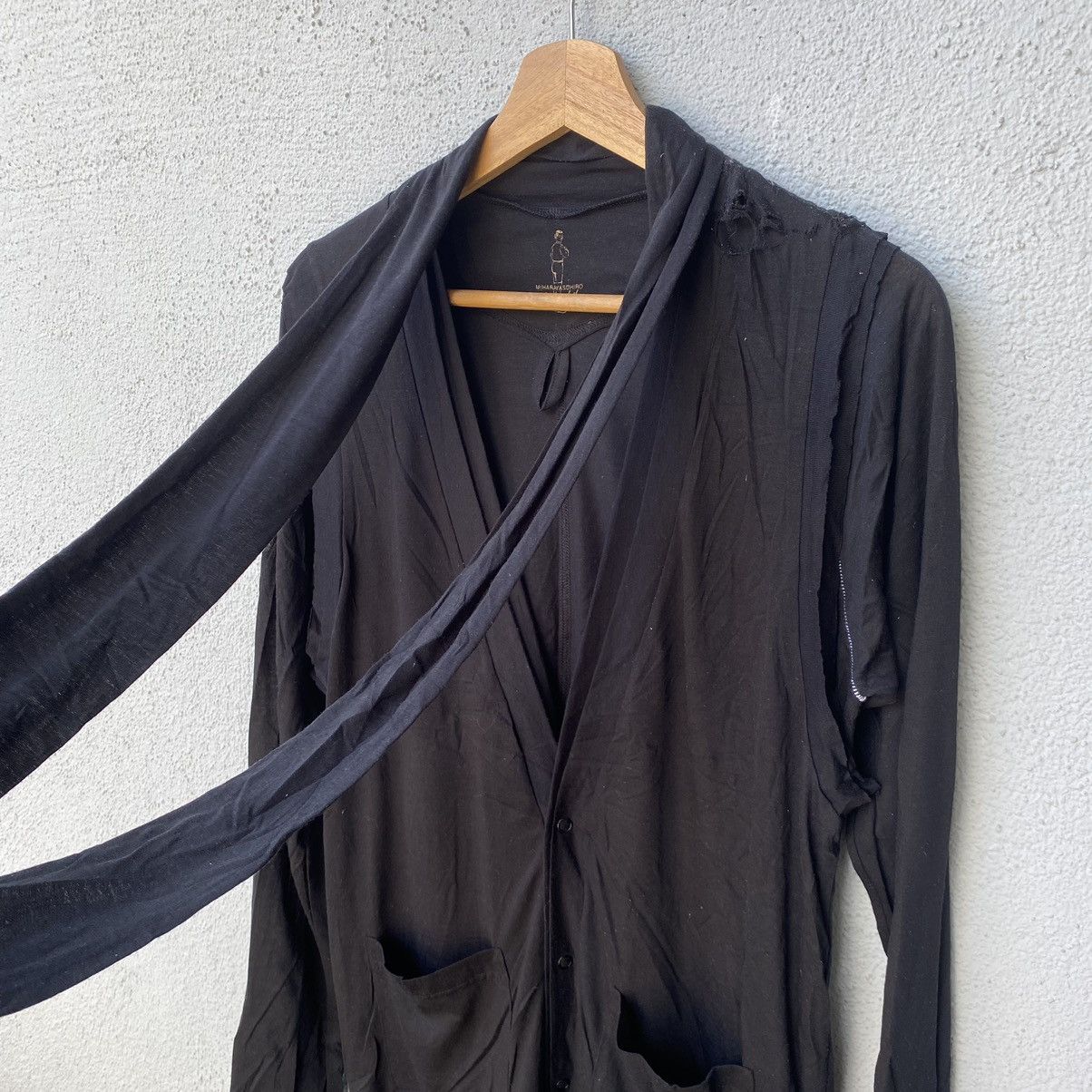 Maison MIHARA YASUHIRO RARE💥Mihara yasuhiro Distressed Black Trench Cardigan Size US S / EU 44-46 / 1 - 4 Thumbnail