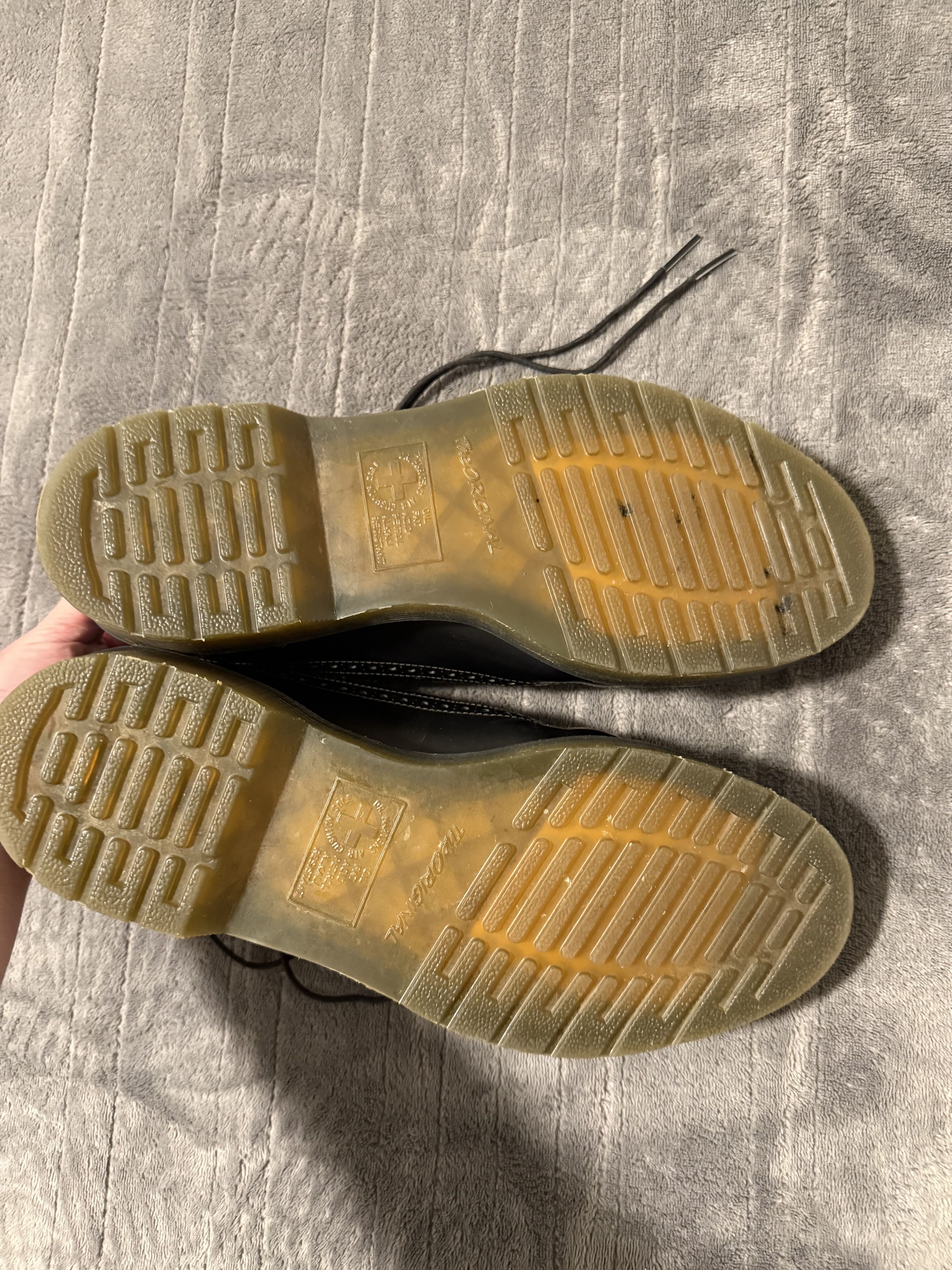 Dr. Martens Dr. Martens Yellow Stitch Smooth Leather Brogue Shoes Size US 9 / EU 42 - 6 Thumbnail