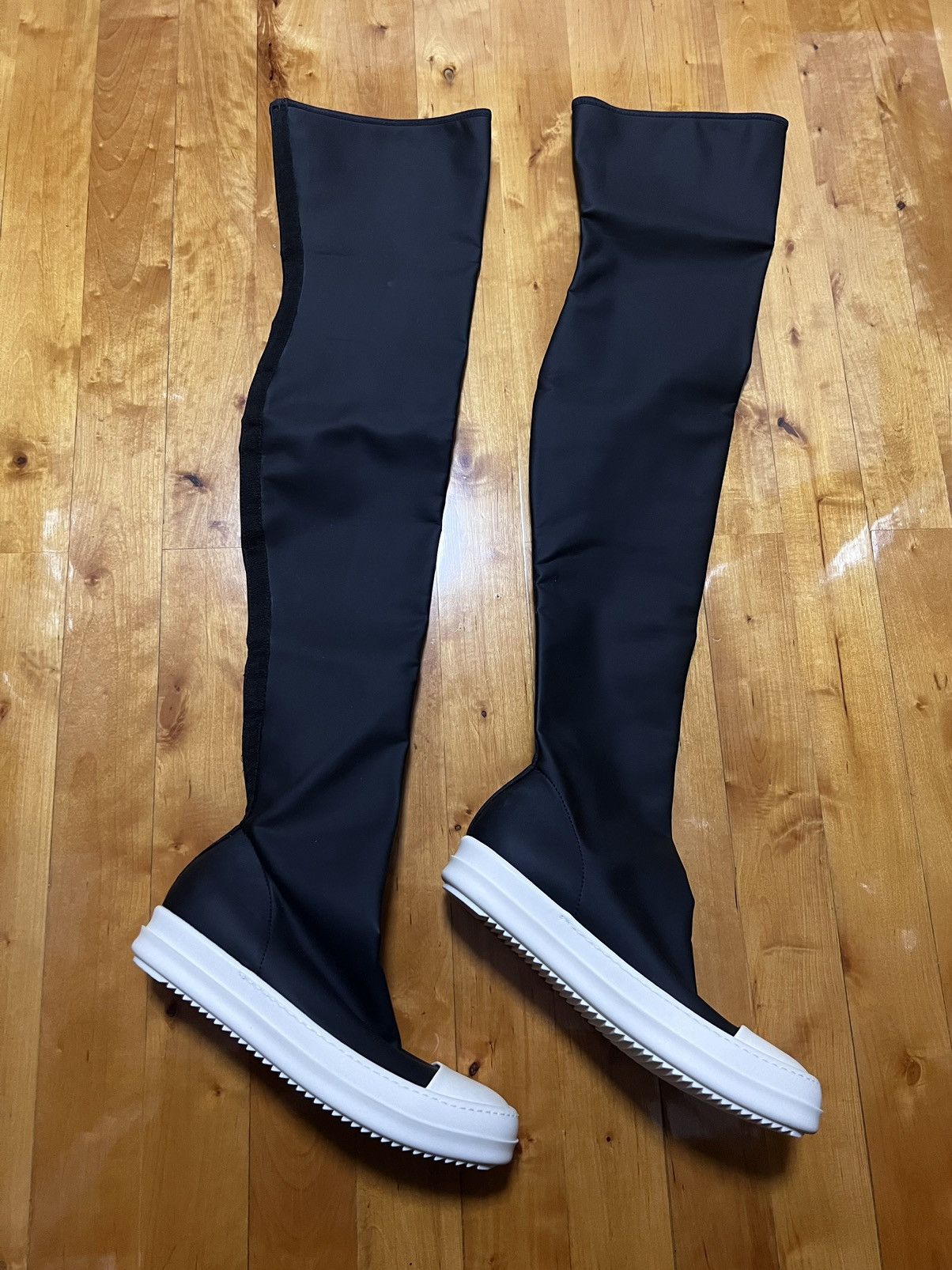 Rick Owens Drkshdw Rick owens ramones thigh high sock sz37.5 Size US 7.5 / IT 37.5 - 5 Thumbnail