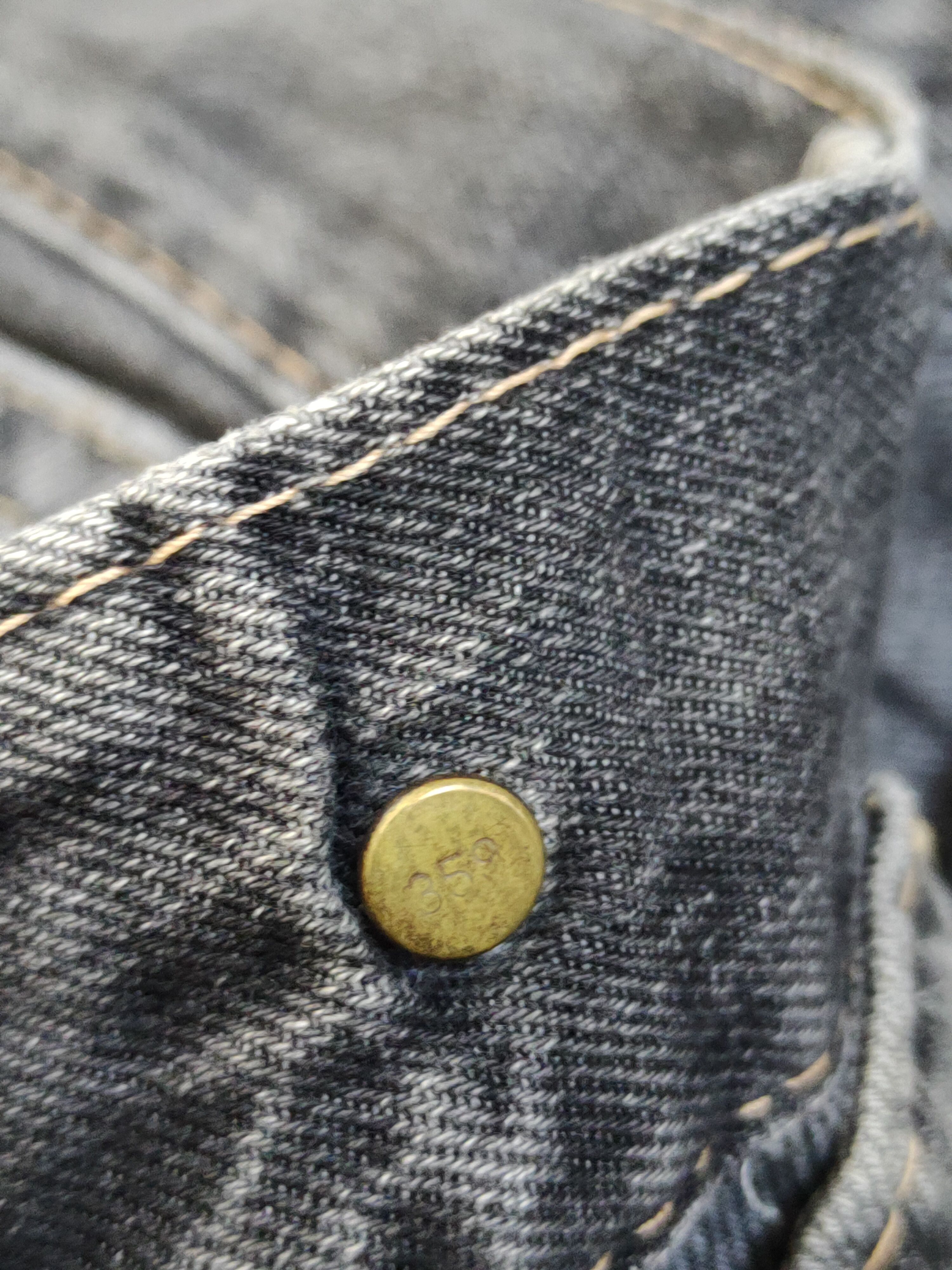 Levi's 902 Levi's Black Distressed Ripped denim Jeans #W1487 Size US 32 / EU 48 - 16 Thumbnail