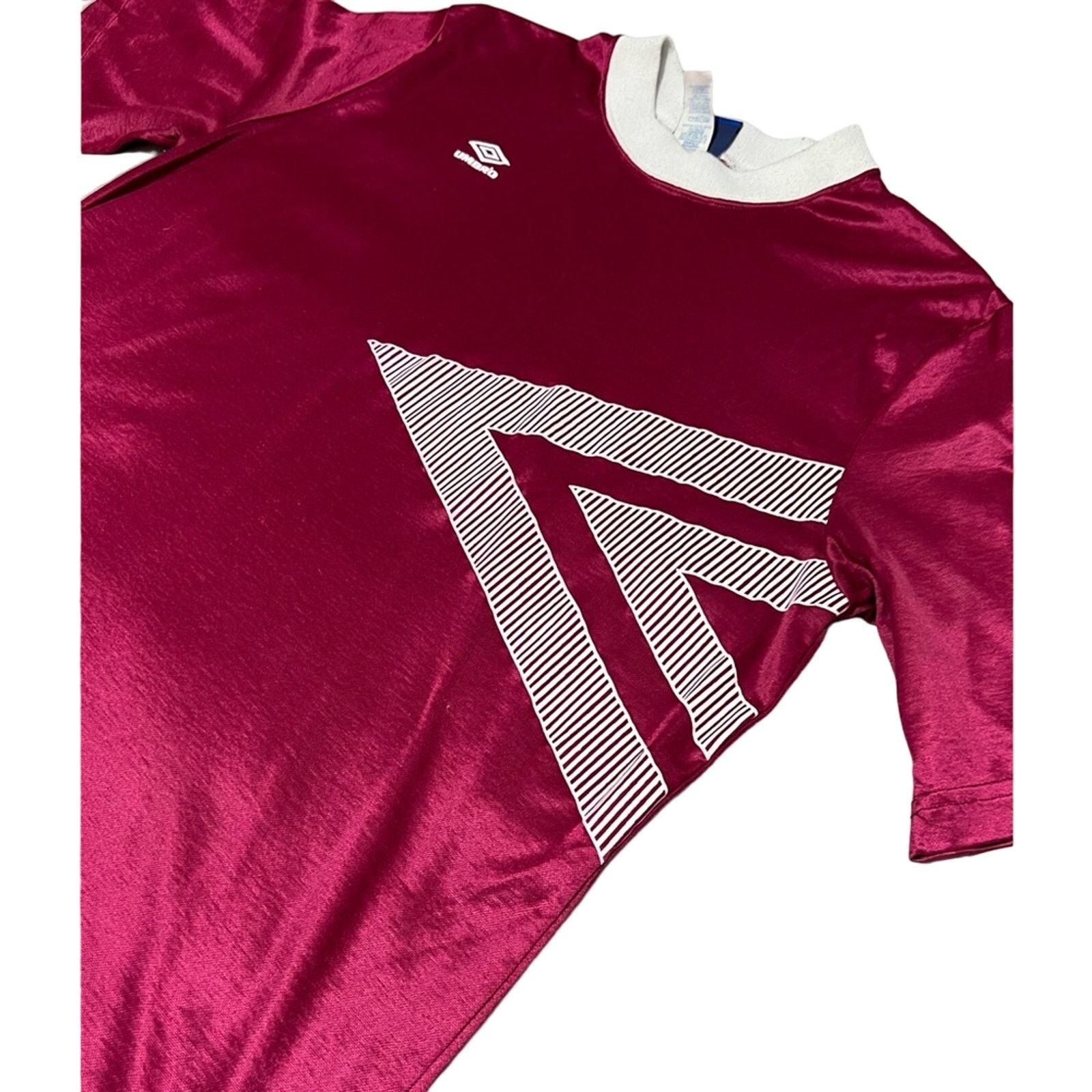 Umbro Umbro Rare Vintage Jersey Soccer Made In USA NO FLAWS Size US XL / EU 56 / 4 - 3 Thumbnail