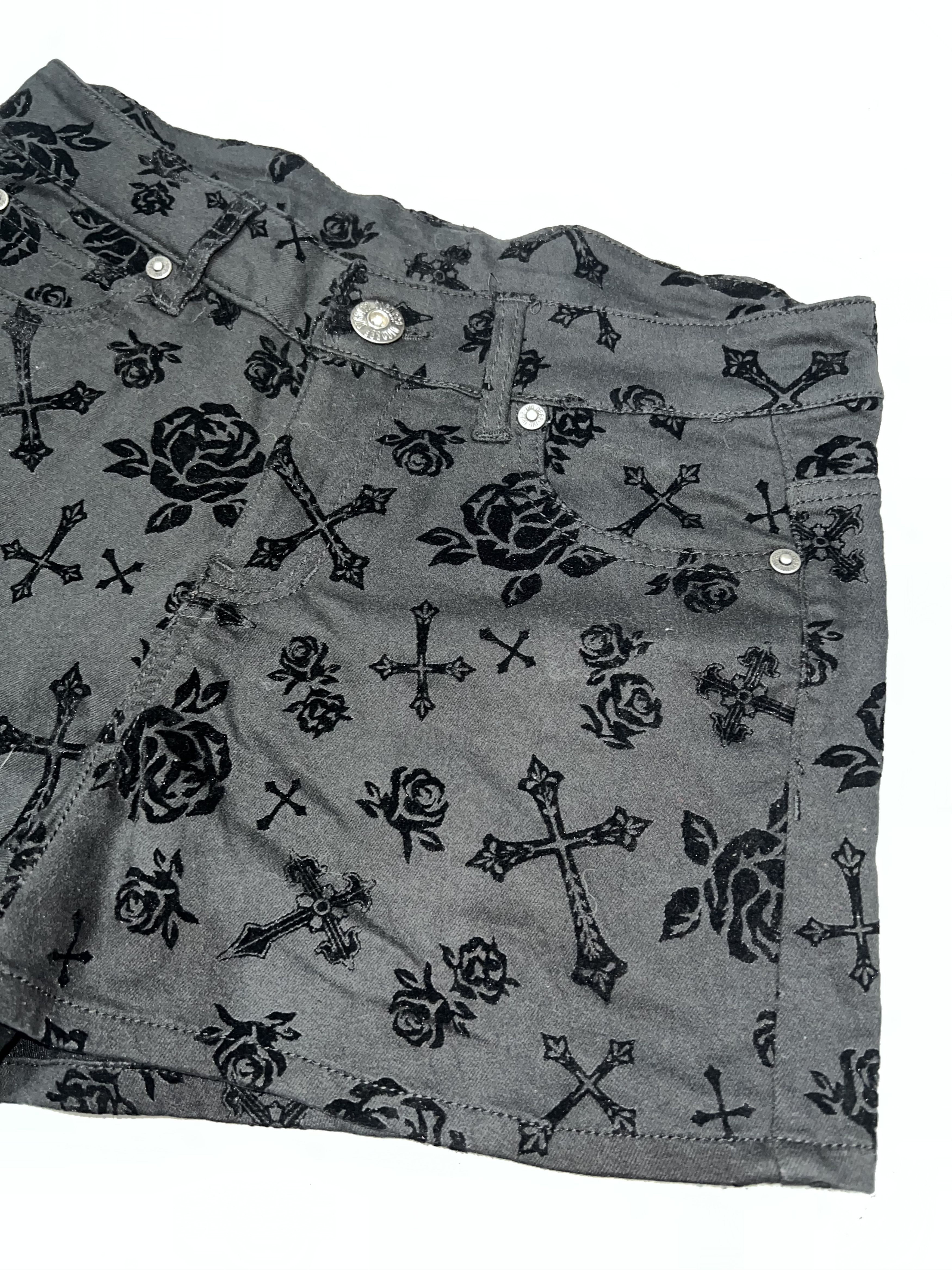 Japanese Brand Digdeep rose and cross shorts 🥀➕ Size 25" / US 0 / IT 36 - 5 Thumbnail