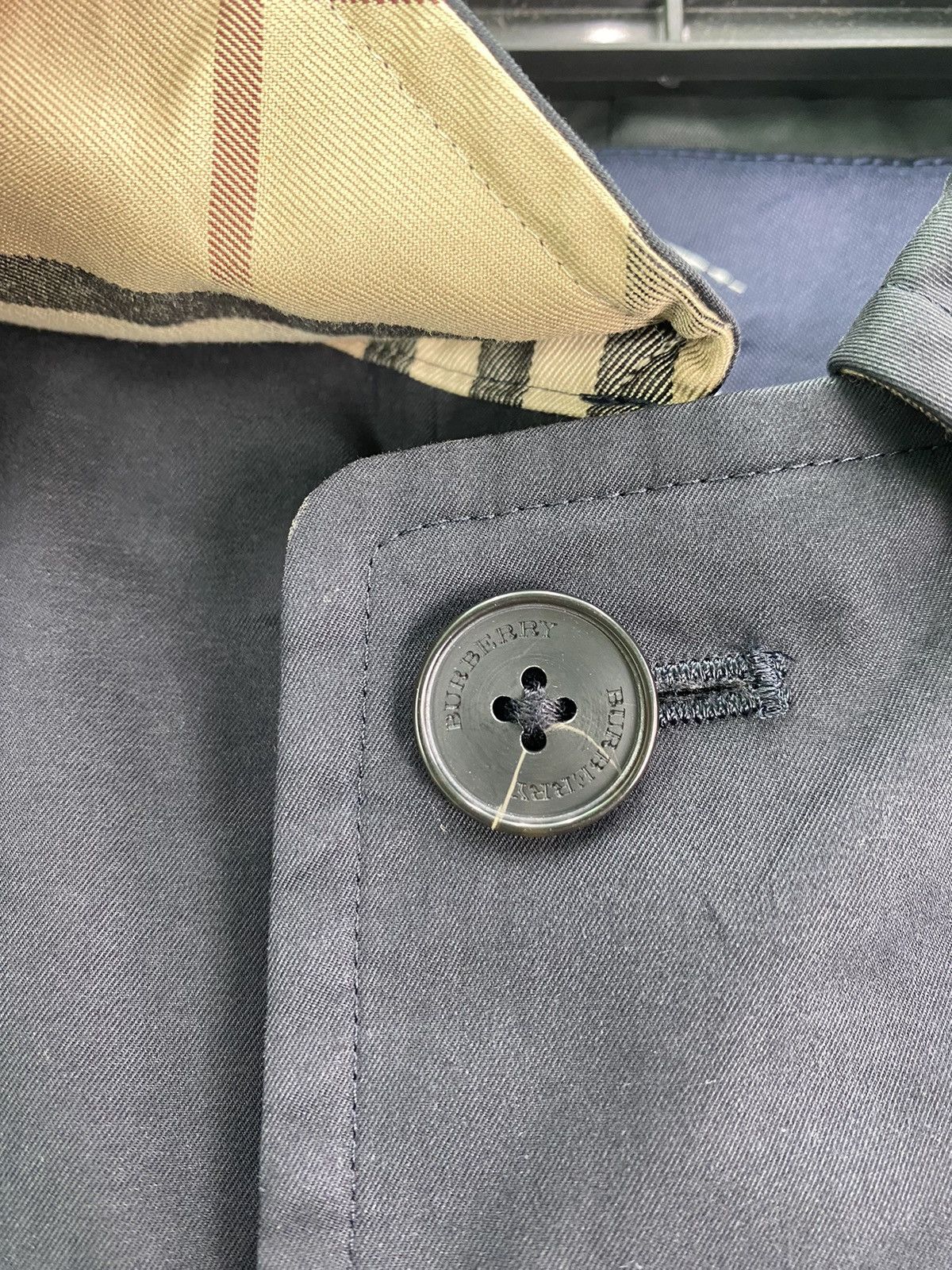 Burberry Rare Burberry hidden zipper button up trench coat Size US M / EU 48-50 / 2 - 5 Thumbnail