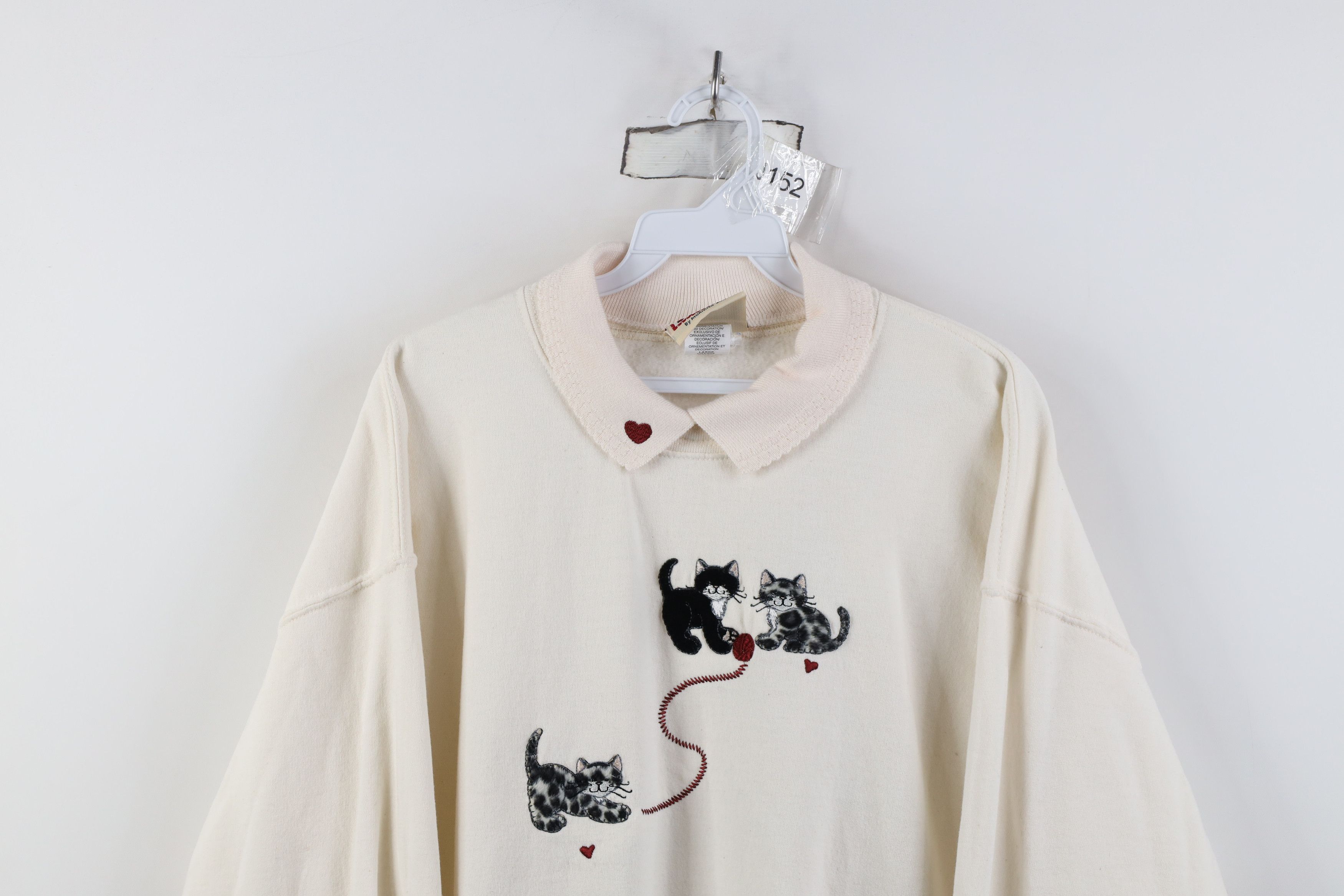 Vintage Vintage 90s Streetwear Cat Kitten Collared Sweatshirt Cream Size L / US 10 / IT 46 - 2 Thumbnail