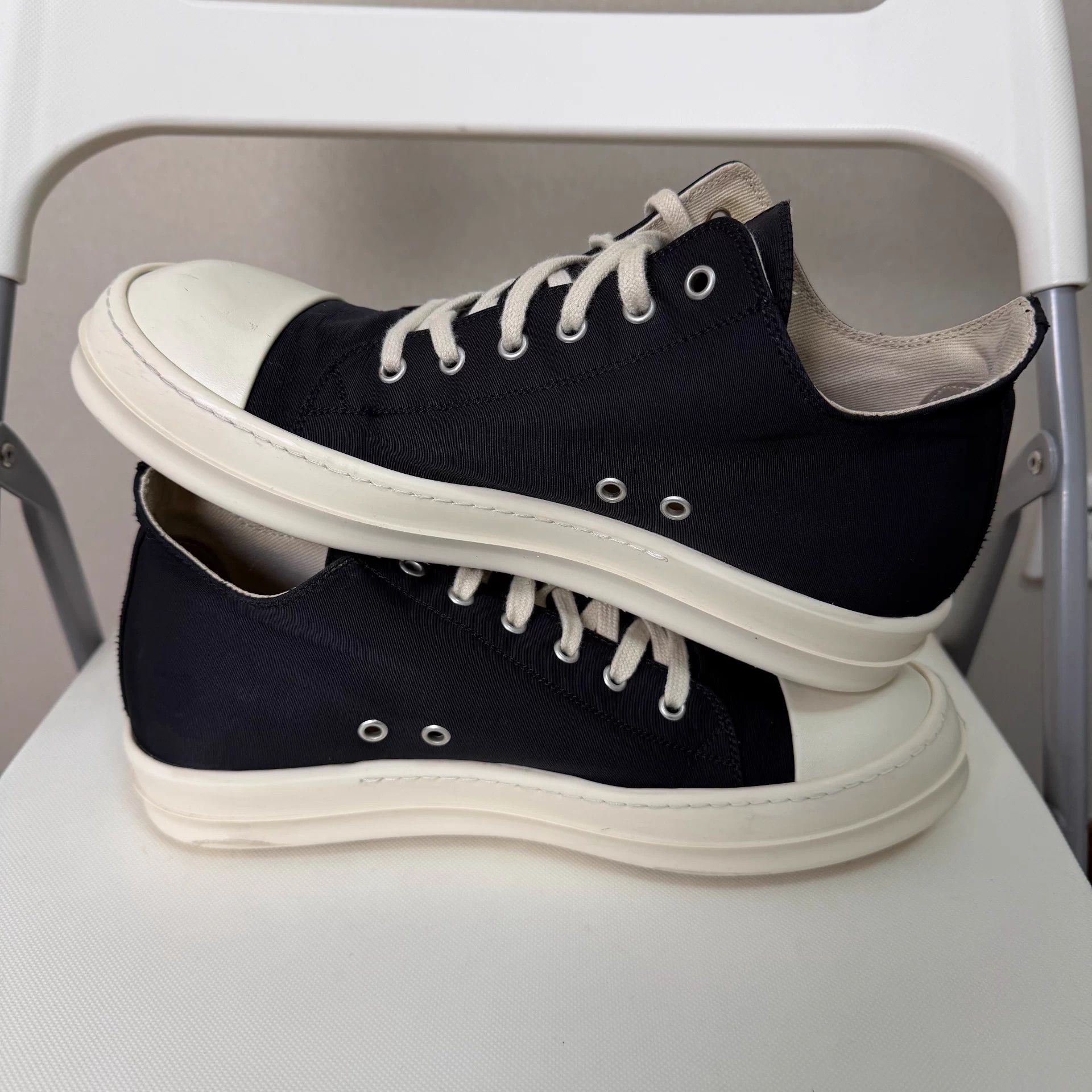 Rick Owens Rick Owens Drkshdw low-top black 42 sneakers worn well Size US 9 / EU 42 - 6 Thumbnail
