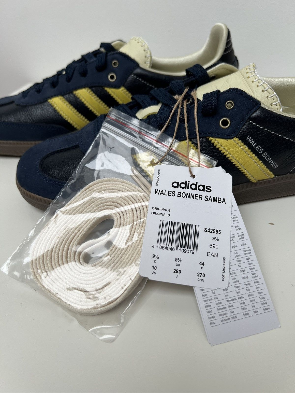 Adidas × Wales Bonner adidas x Wales Bonner Samba 'Collegiate Navy Yellow' Size US 10 / EU 43 - 18 Thumbnail