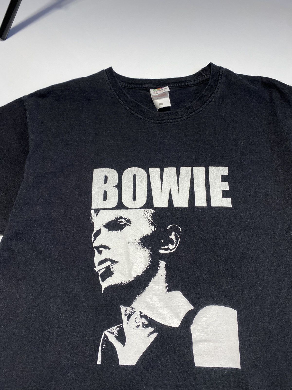Band Tees × Vintage Vintage Y2K David Bowie Portrait Sun Faded T-Shirt Size US M / EU 48-50 / 2 - 5 Thumbnail