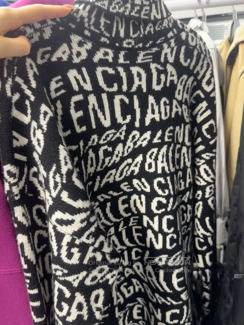 Balenciaga Balenciaga Turtleneck Sweater Size US XS / EU 42 / 0 - 1 Thumbnail