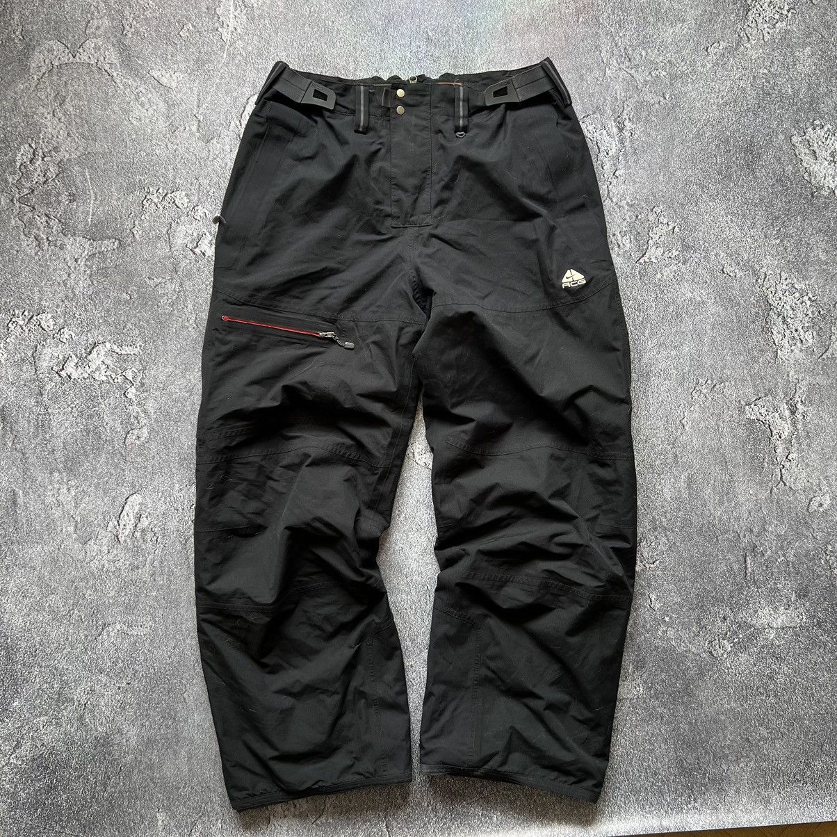 image of Vintage Nike Acg Ski Goretex Pants in Black, Men's (Size 36)