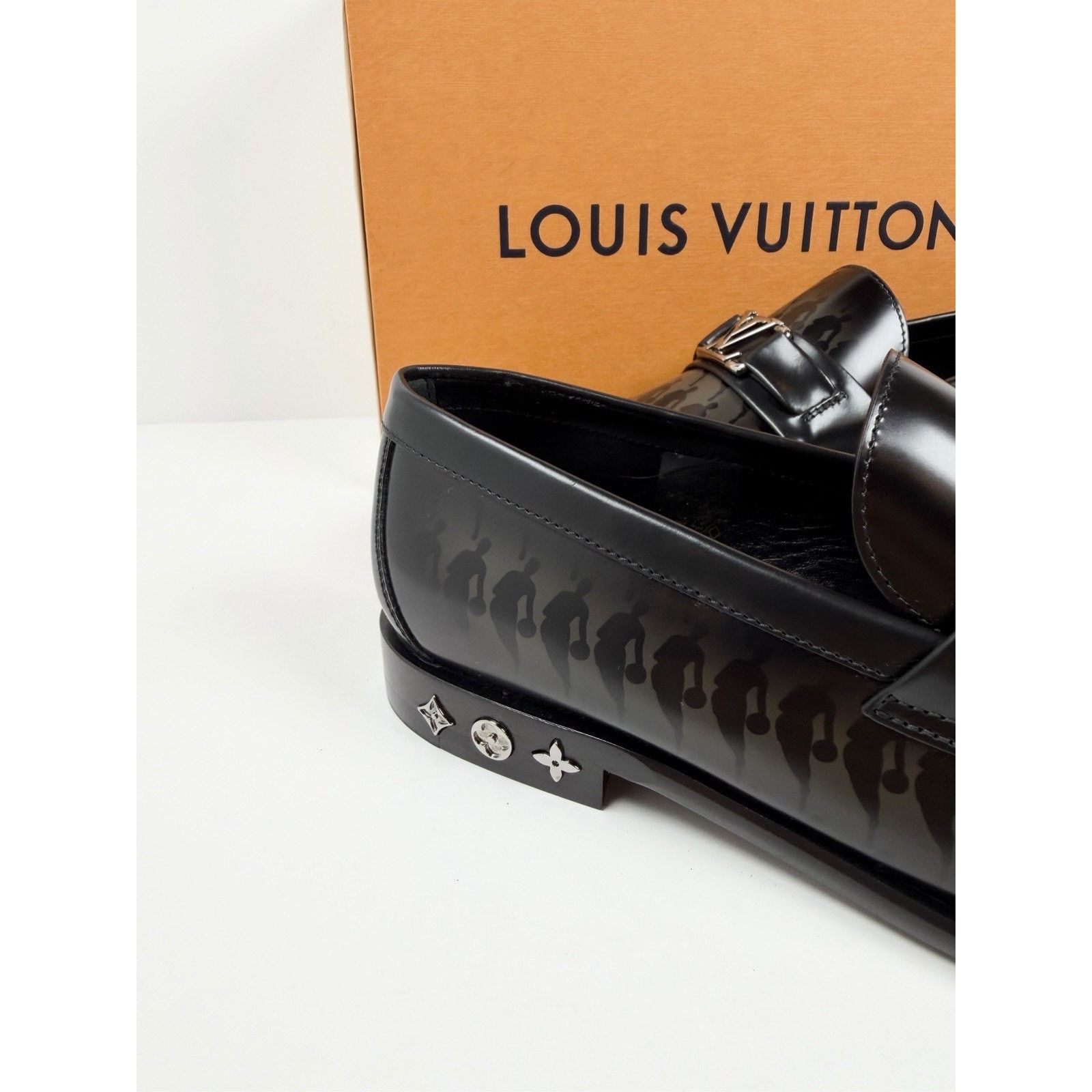 Louis Vuitton Size 7LV/8US - Louis Vuitton x NBA Major Loafers NEW Size US 8 / EU 41 - 3 Thumbnail