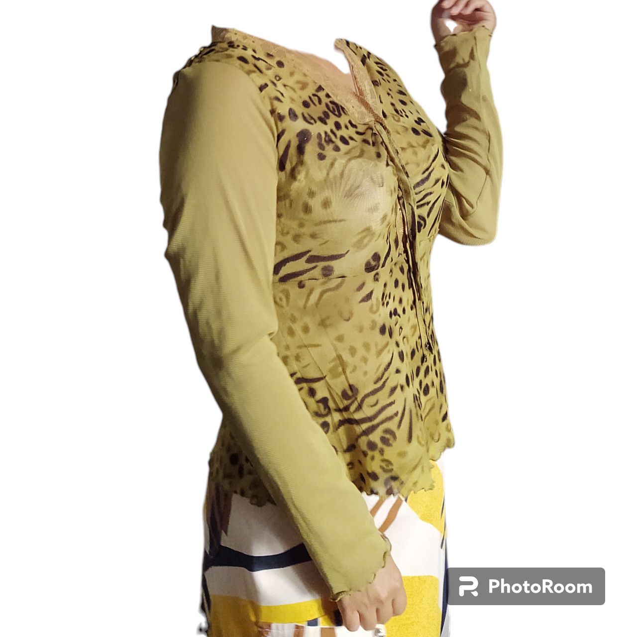 Other Amazing Leopard longsleeeve Composrt Soft Blouse Sz L Size L / US 10 / IT 46 - 2 Thumbnail