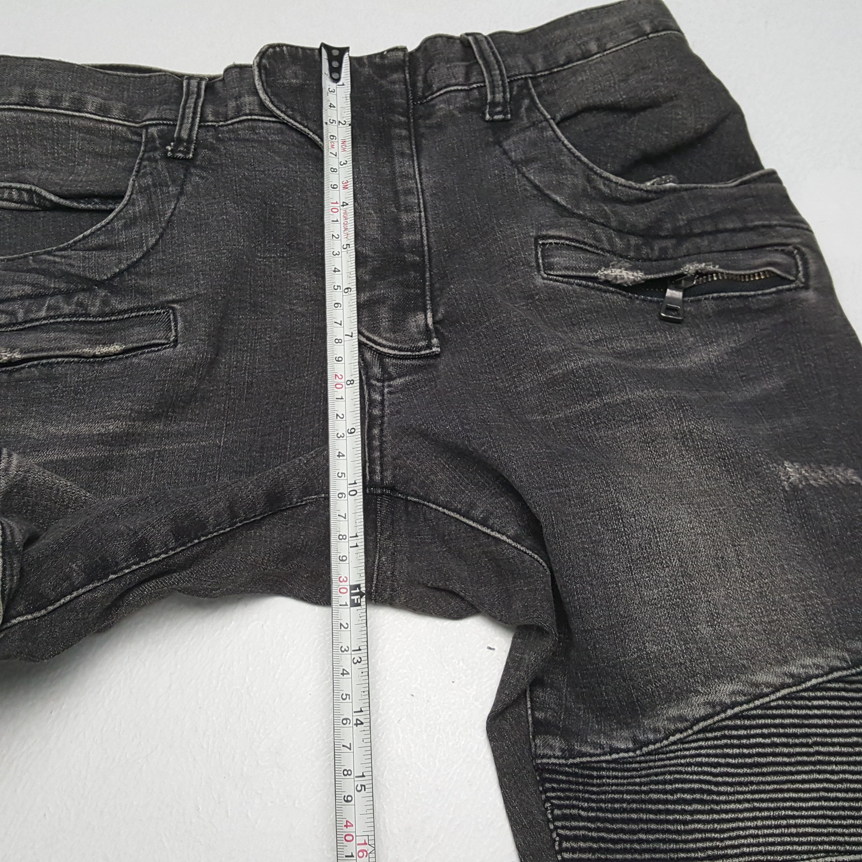 Vintage Vintage BALMAIN Italian Fashion Brand Distressed Jeans Size US 31 - 8 Thumbnail