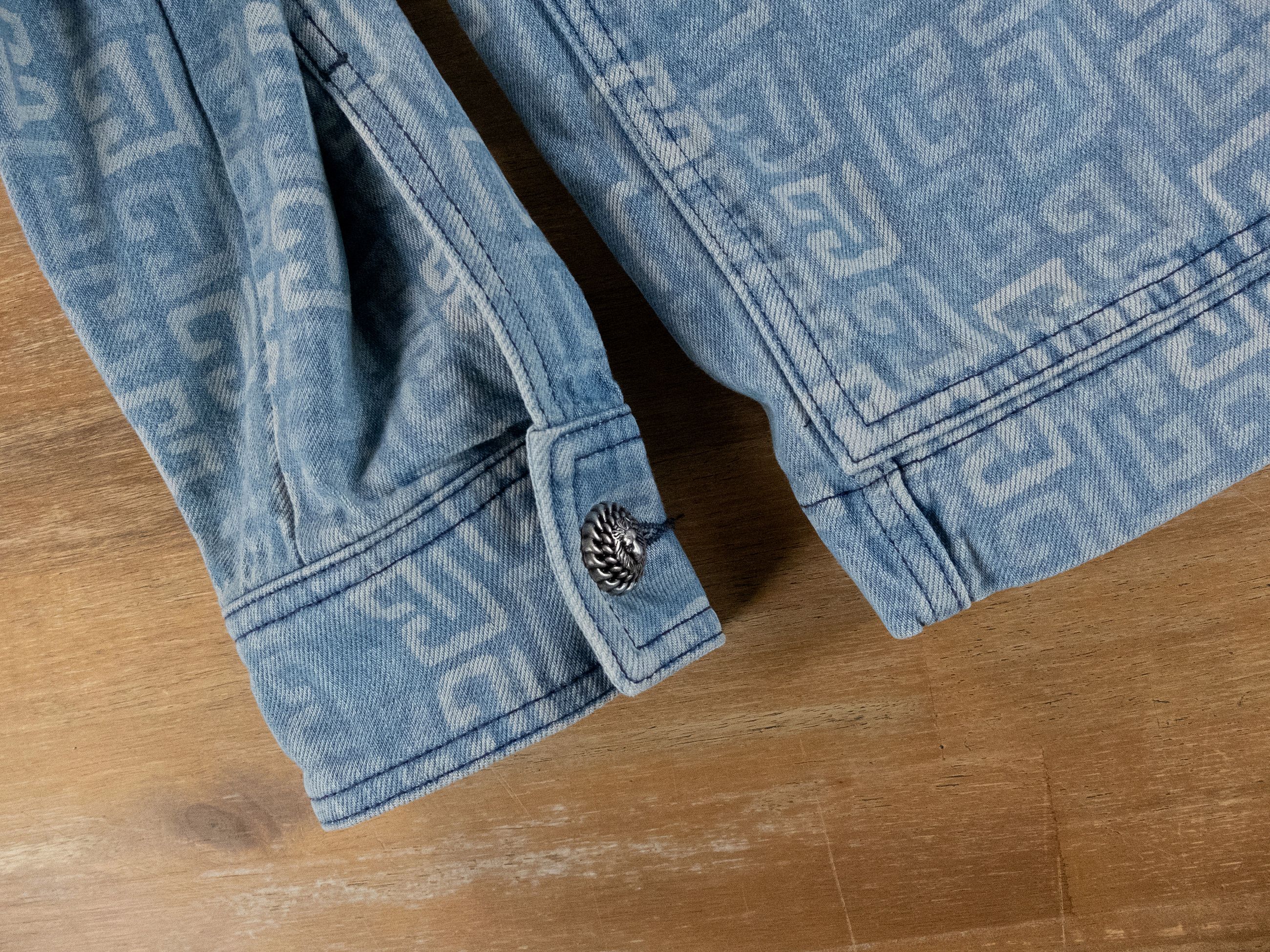 Balmain BALMAIN blue denim faded monogram buttoned jacket Medium Size US M / EU 48-50 / 2 - 7 Thumbnail