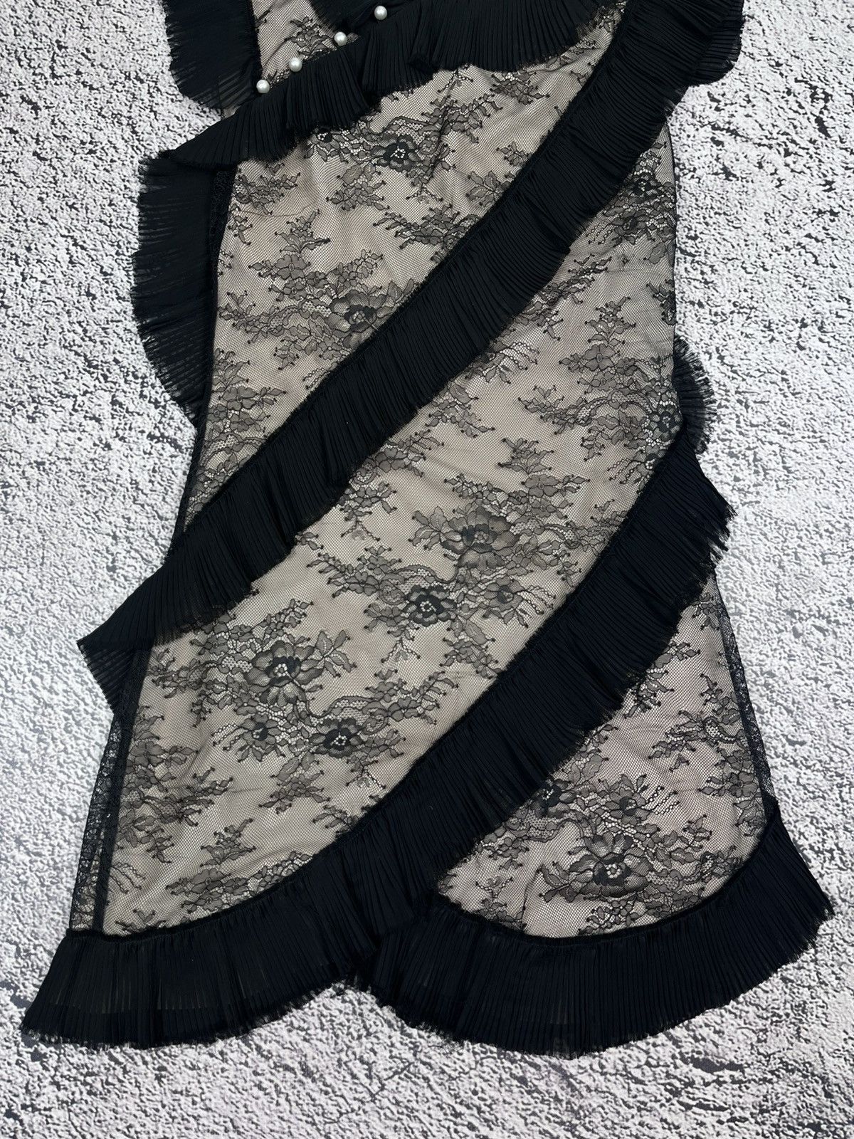 Philosophy di Lorenzo Serafini Philosophy di Lorenzo Serafini Lace Pearl Mini Dress IT40 S Size S / US 4 / IT 40 - 2 Thumbnail