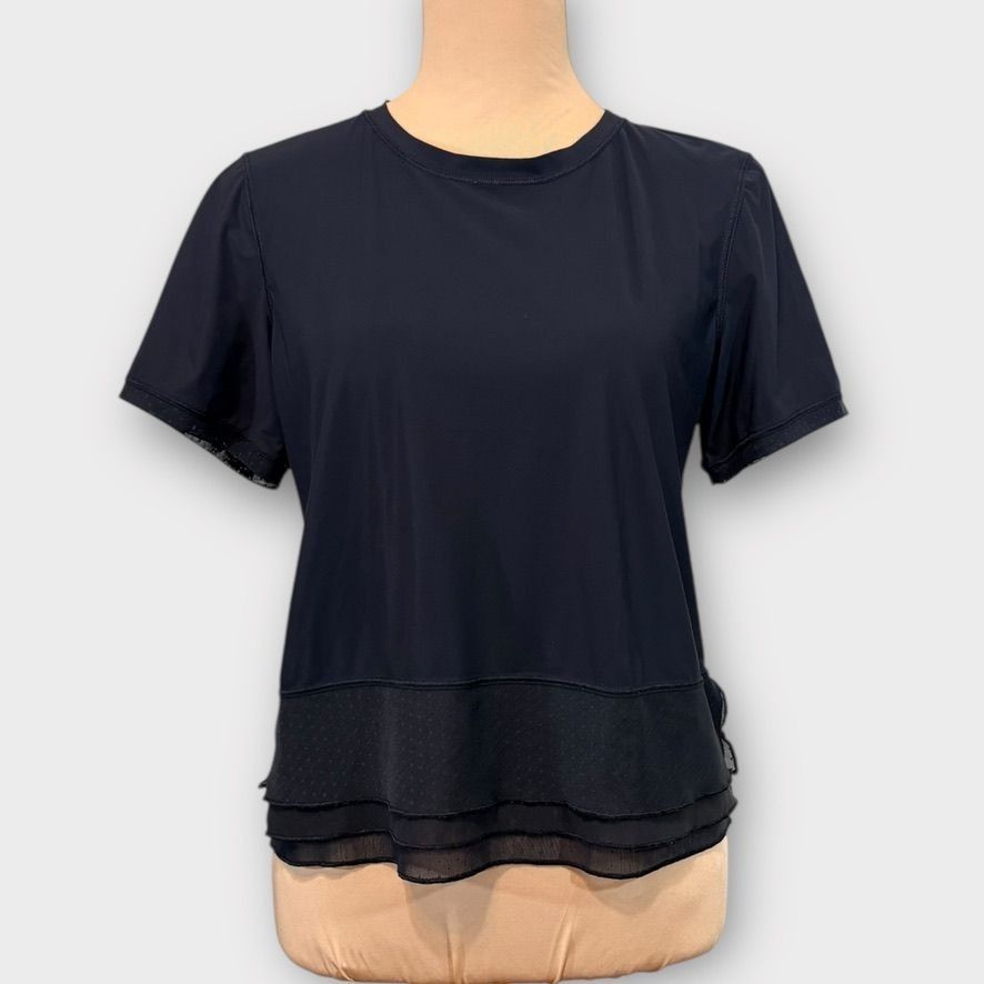 Lululemon Lululemon Sole Training Tee 4 Black Luxtreme Mesh Dot Trim S Size S / US 4 / IT 40 - 4 Thumbnail