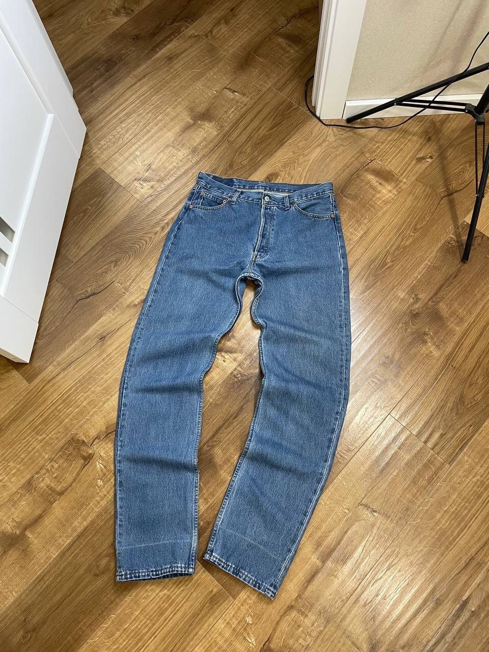Levi's Vintage Levi’s 501 Red Tab Made in UK Blue Stonewashed Jeans Size US 36 / EU 52 - 2 Thumbnail