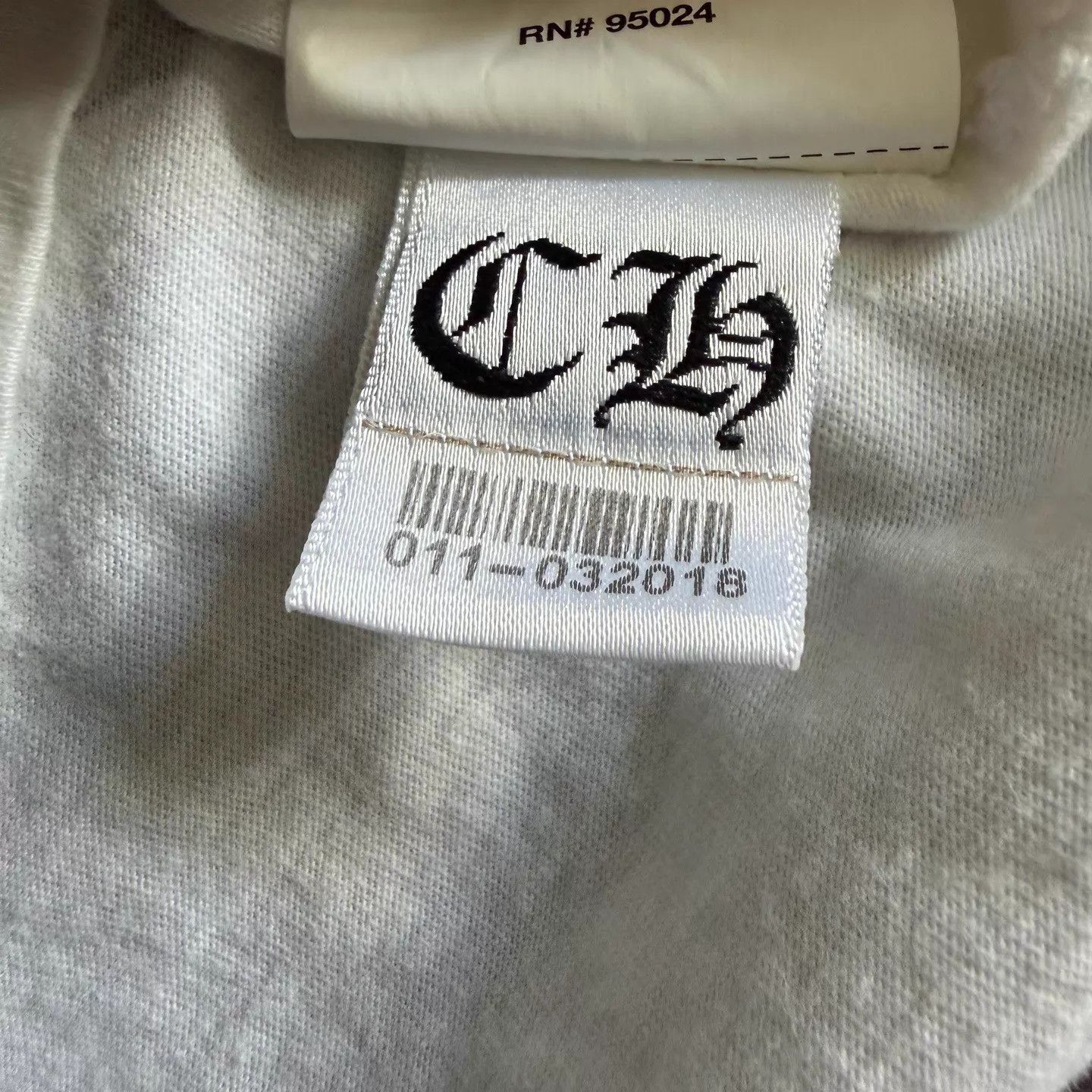 Chrome Hearts Chrome Hearts LA Small Cross Logo SS T-Shirt M Size US M / EU 48-50 / 2 - 6 Thumbnail