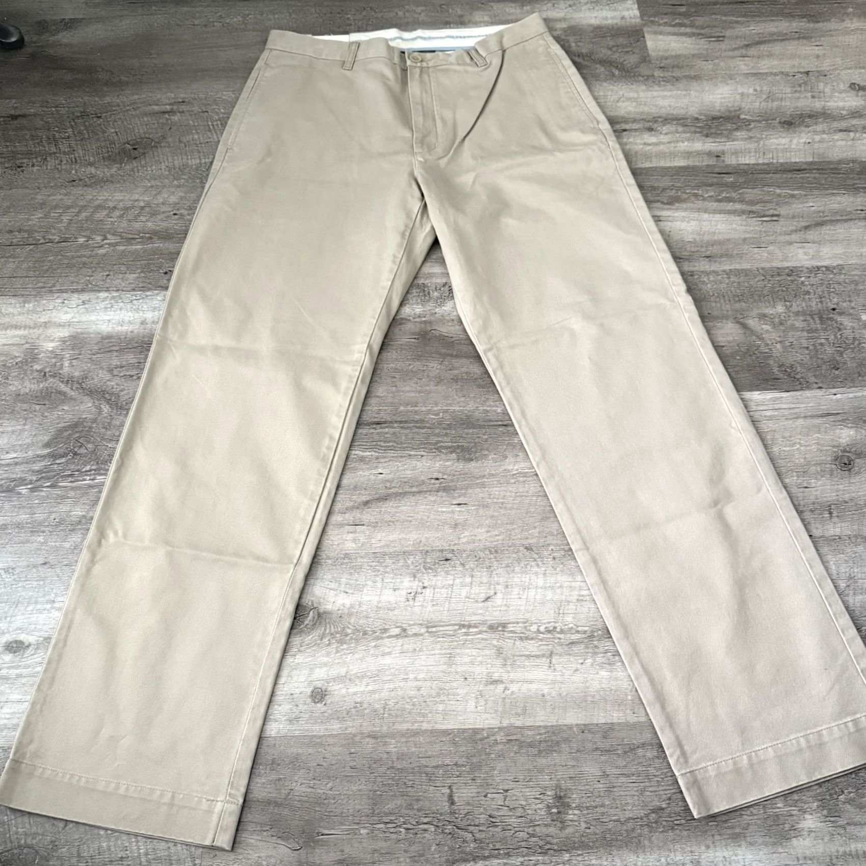 Essentials Structure Essential Twill Pants Mens Size 34x32 Khaki Flat Front Straight NEW Size US 34 / EU 50 - 8 Thumbnail