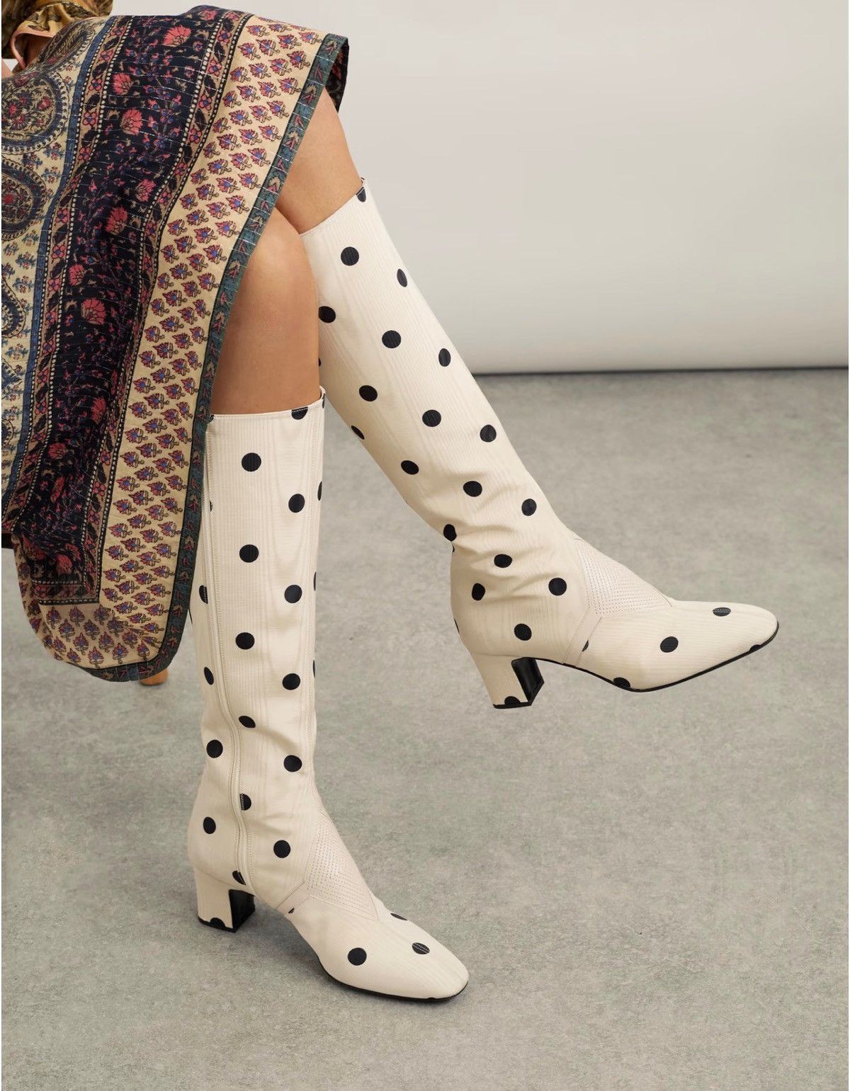 Valentino Valentino Garavani Equivoque Tall Polka Dot Boots size 37 Size US 7 / IT 37 - 2 Thumbnail