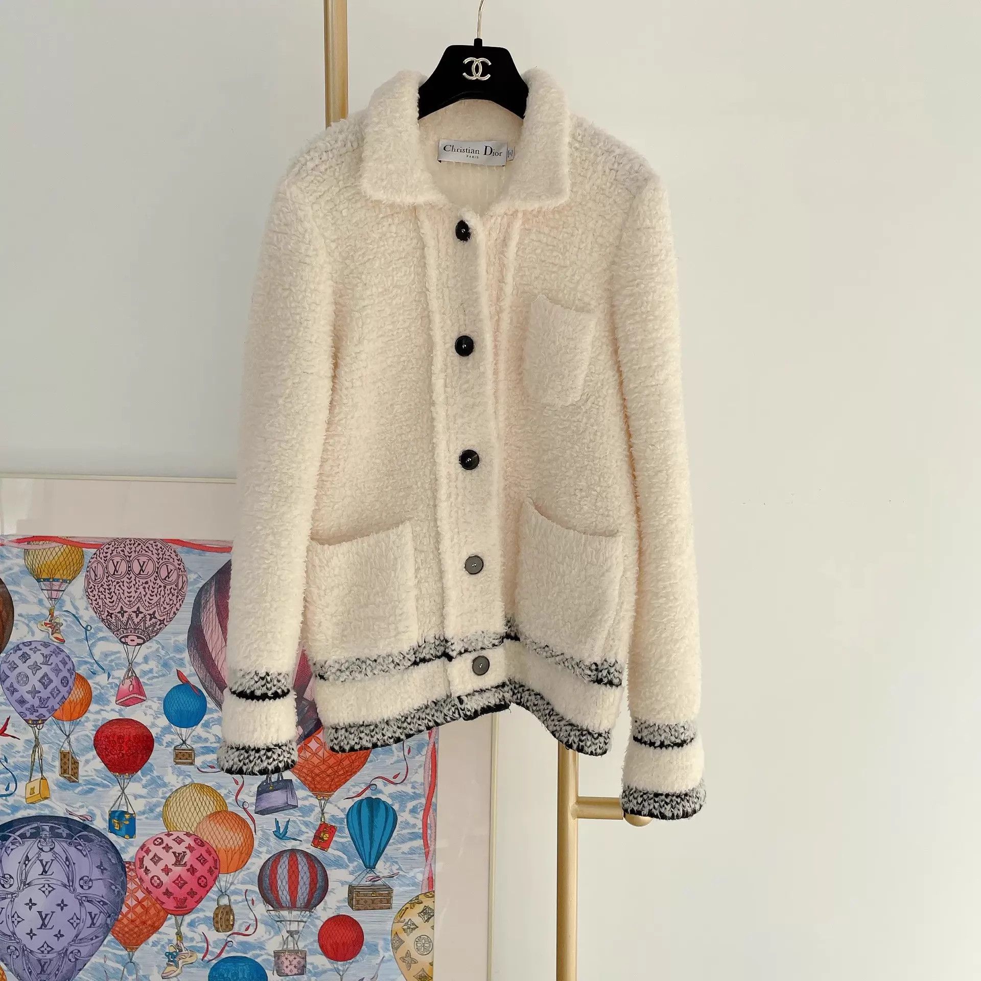 Dior Christian Dior white teddy jacket size S Size S / US 4 / IT 40 - 2 Thumbnail