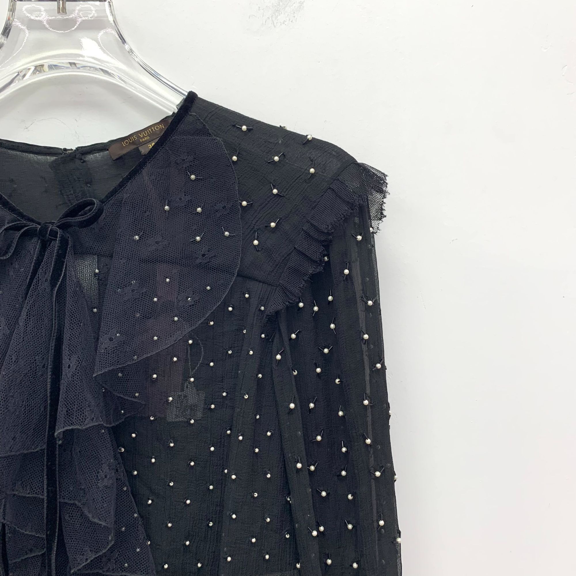 Louis Vuitton Louis Vuitton Black Silk Beaded Long-Sleeve Blouse With Bow Size XS / US 0-2 / IT 36-38 - 7 Thumbnail