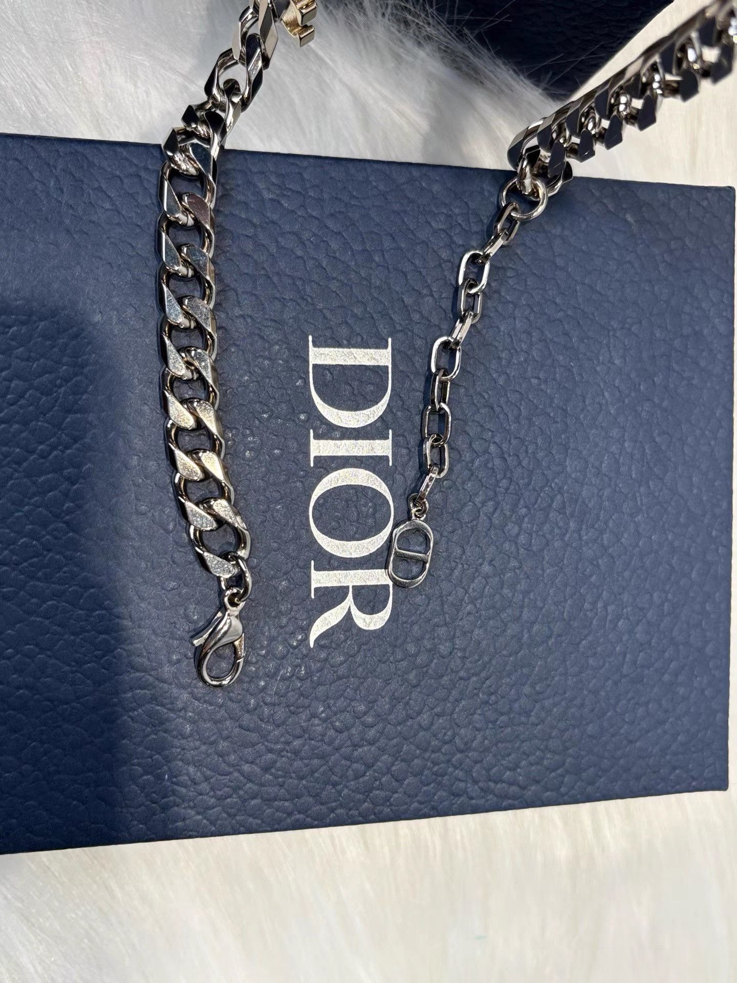 Dior Dior Necklace with Letter Logo Pendant K36 Size ONE SIZE - 5 Thumbnail