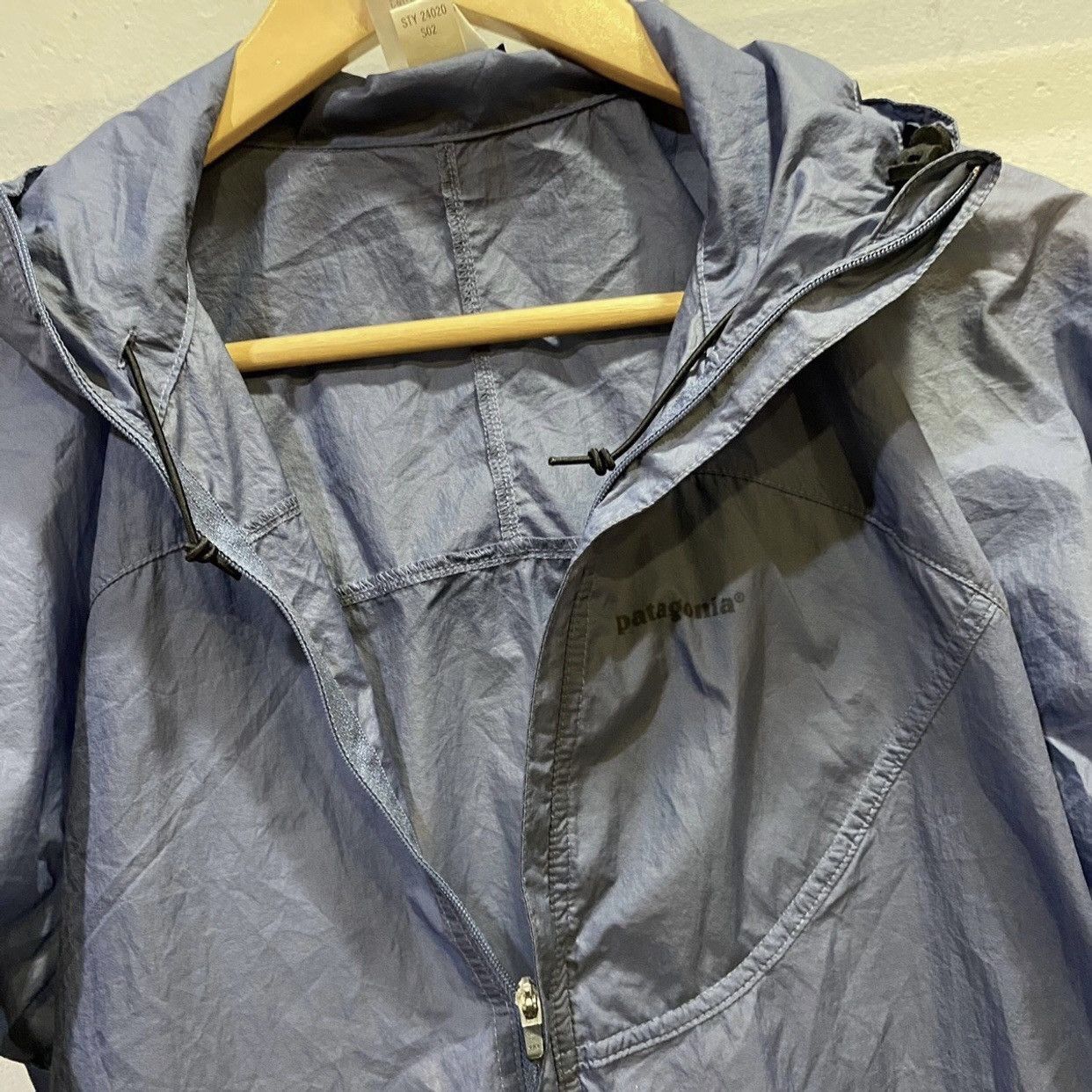 Patagonia Patagonia Houdini Light Windbreaker - Navy Blue Size US XS / EU 42 / 0 - 4 Thumbnail