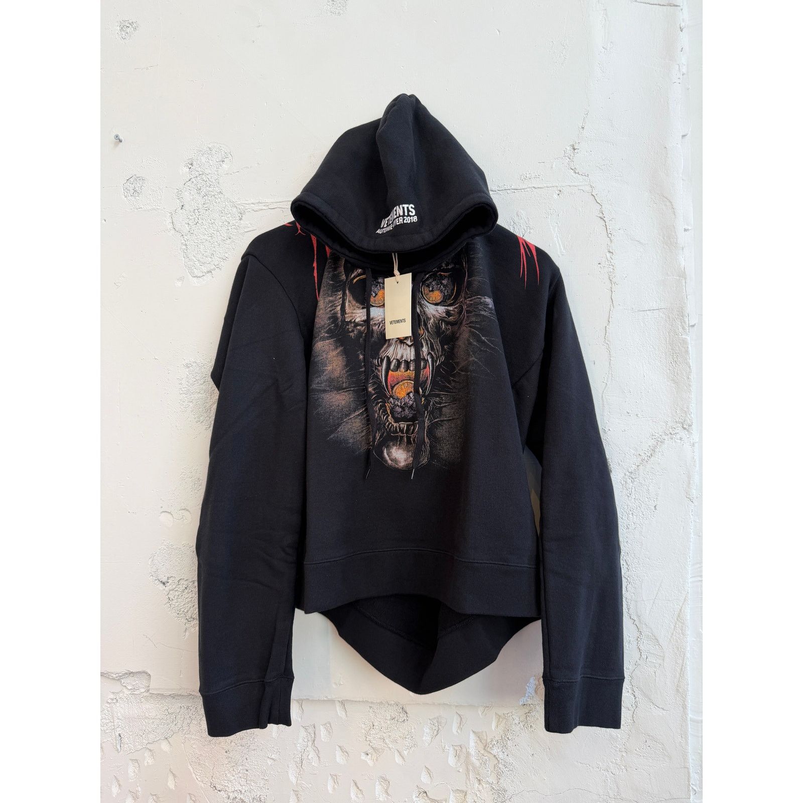 Vetements AW18 Vetements Misplaced Skull Hoodie Black | Grailed
